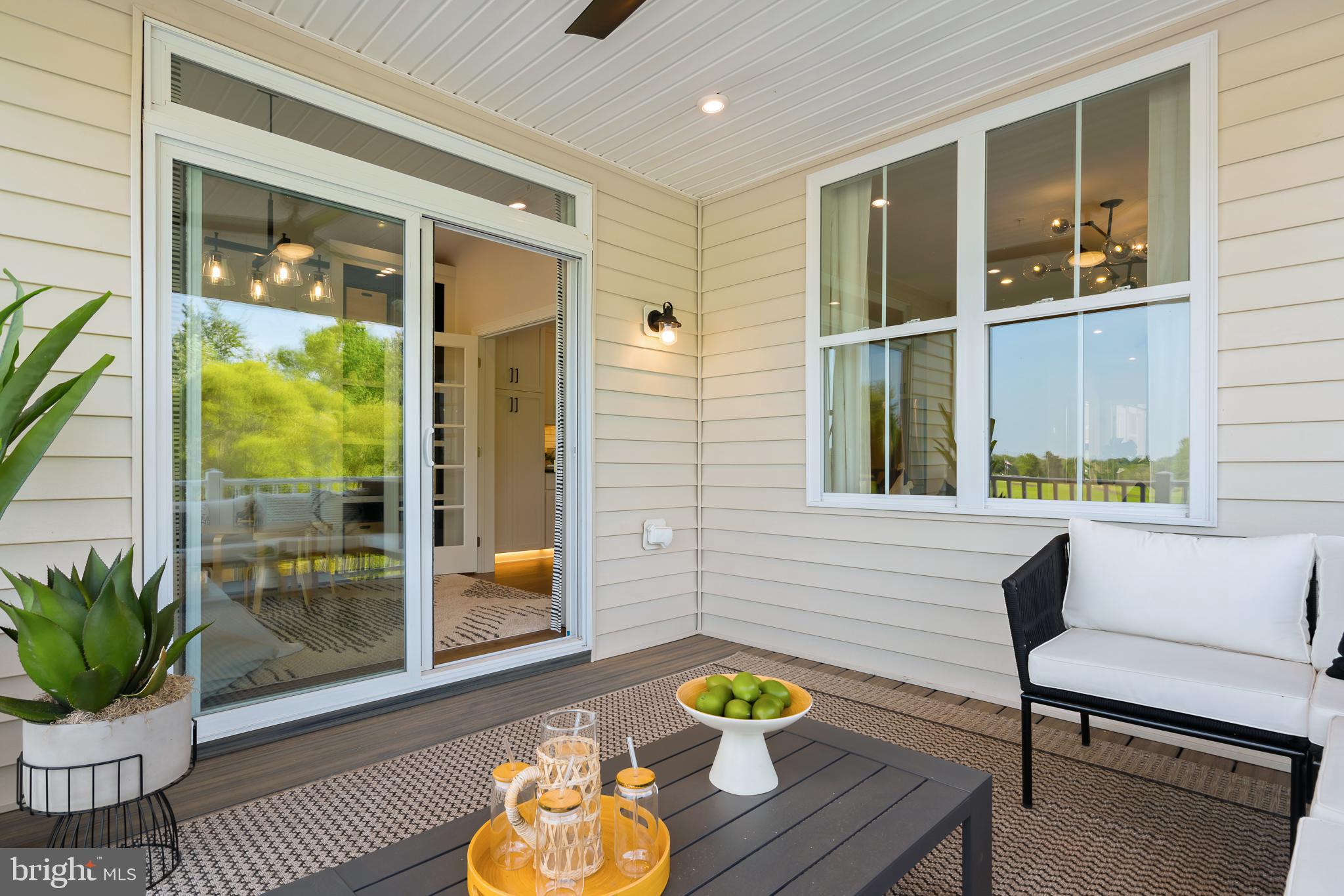 MASON SQUARE - Residential