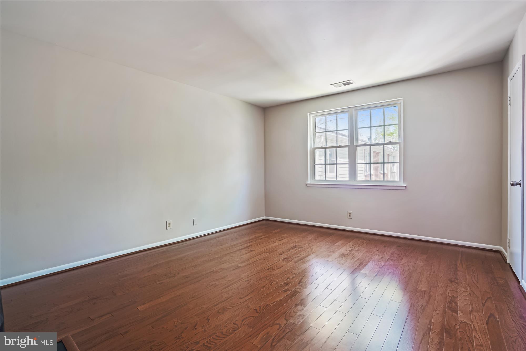 THE ARLINGTON - Residential