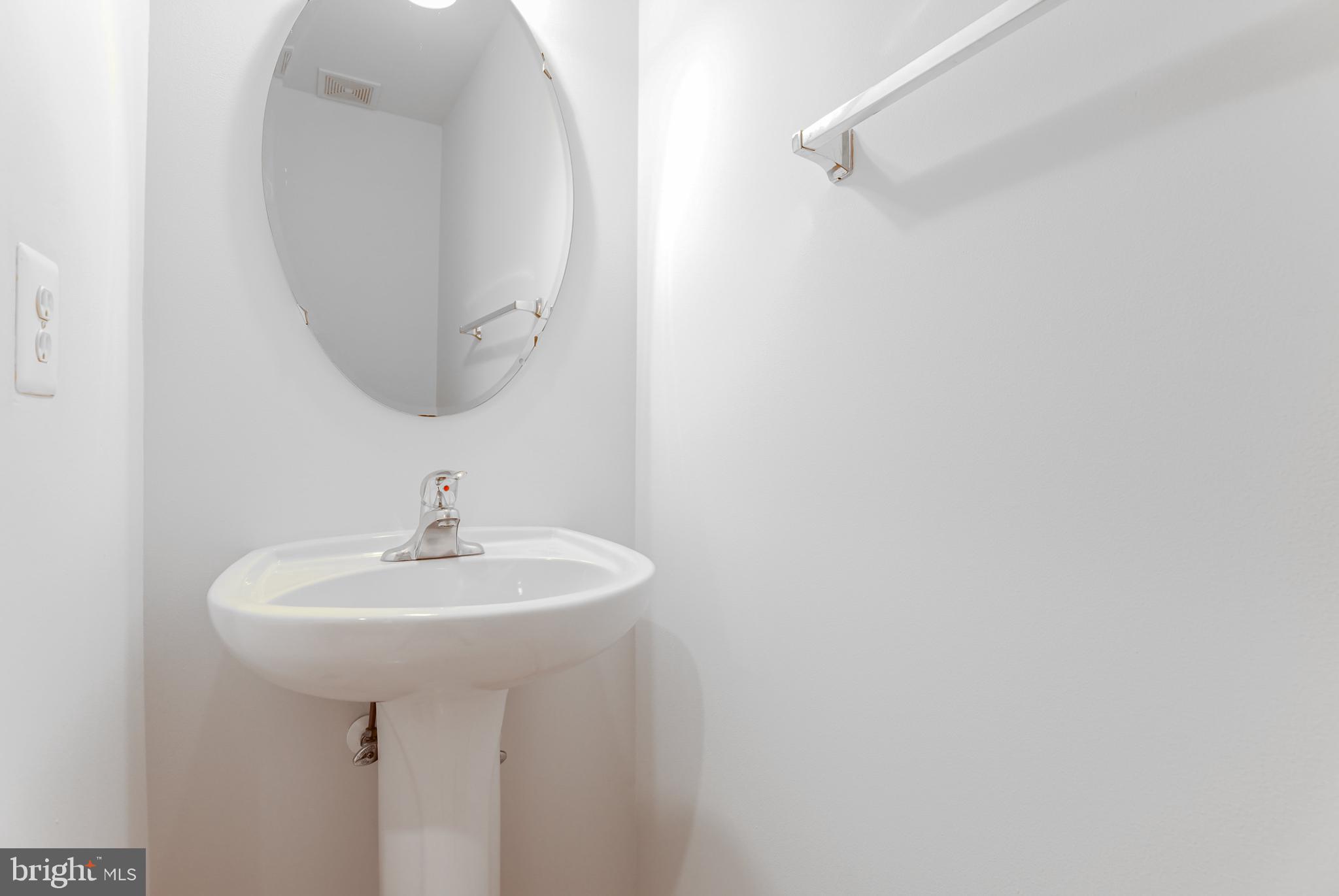 THE FALLS AT LEE'S PARKE - Residential