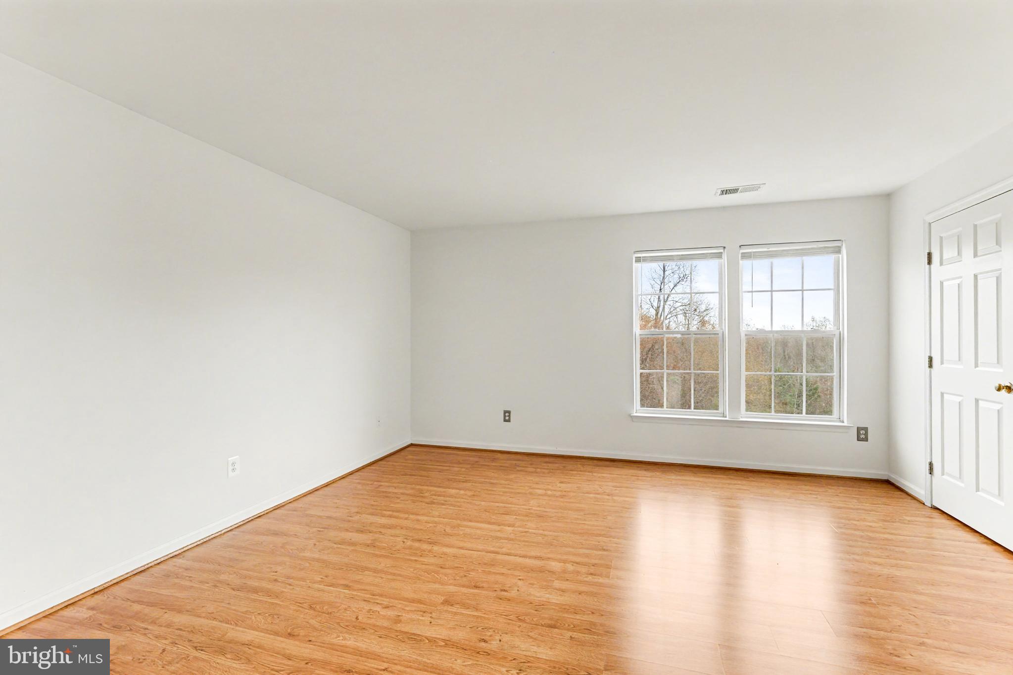 THE FALLS AT LEE'S PARKE - Residential