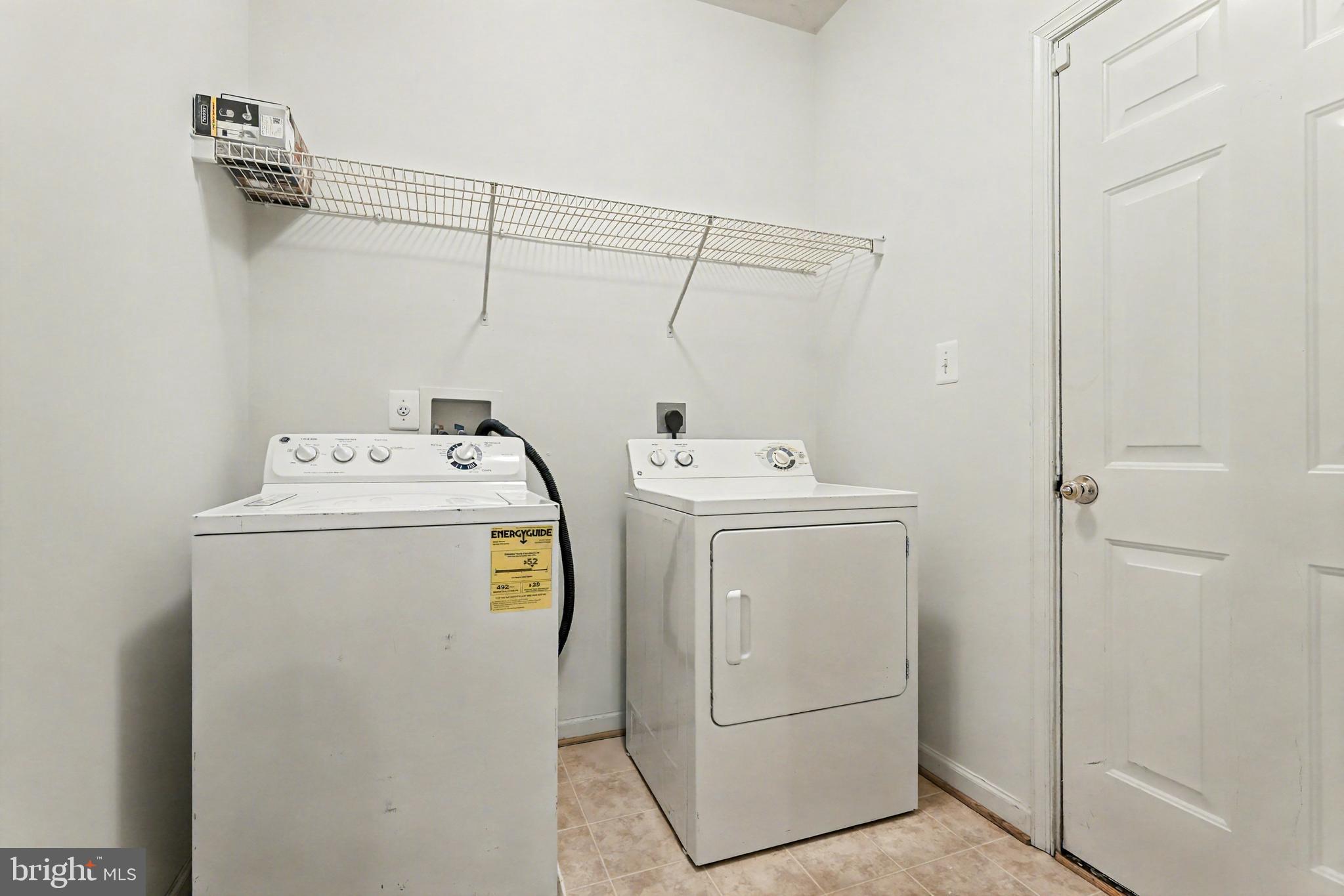 THE FALLS AT LEE'S PARKE - Residential