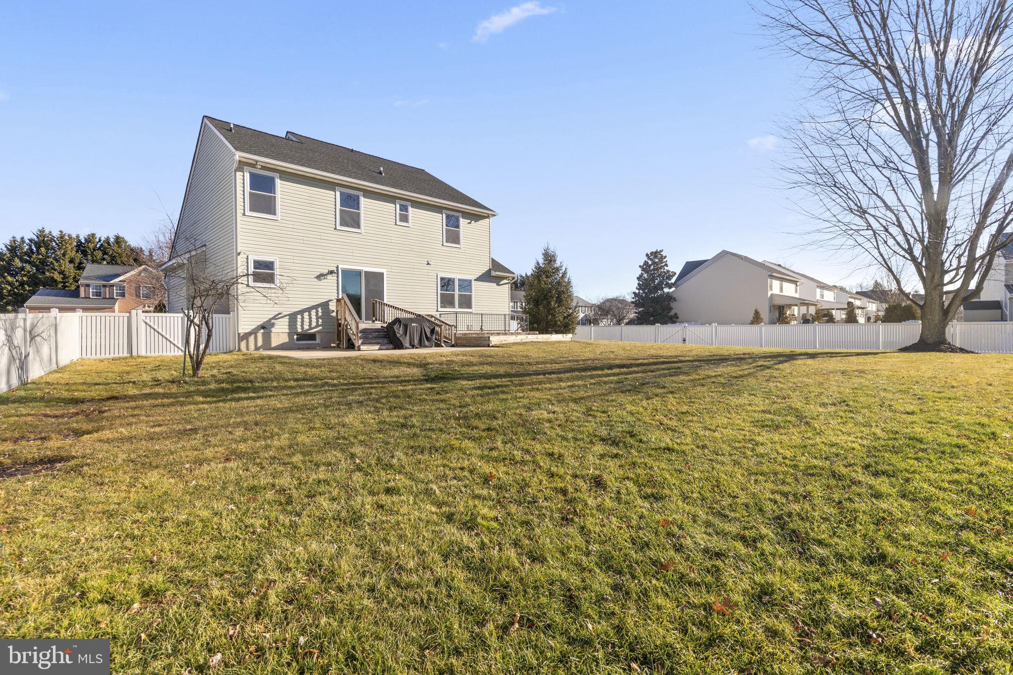 TUCHAHOE FARMS - Residential