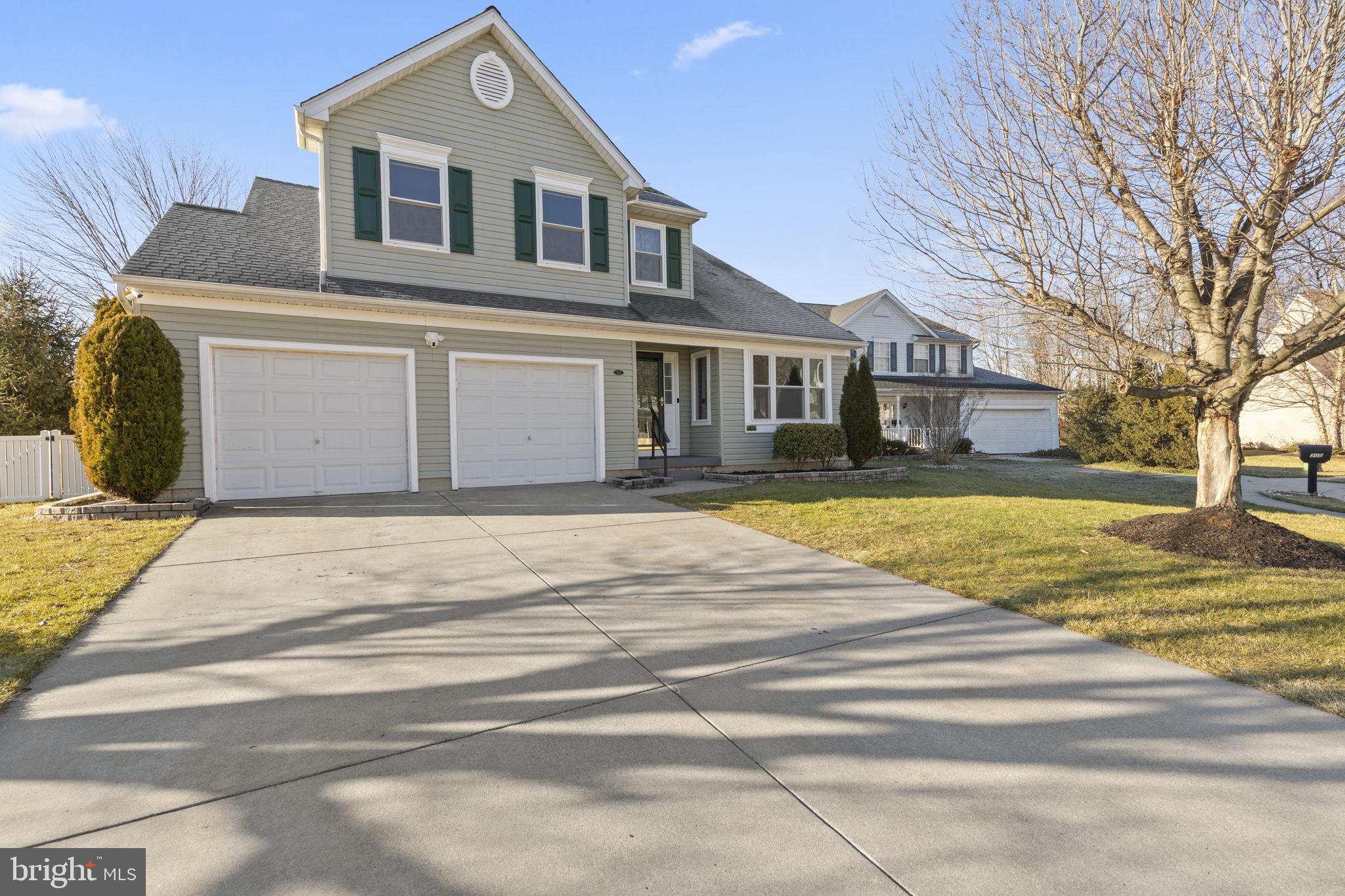 TUCHAHOE FARMS - Residential