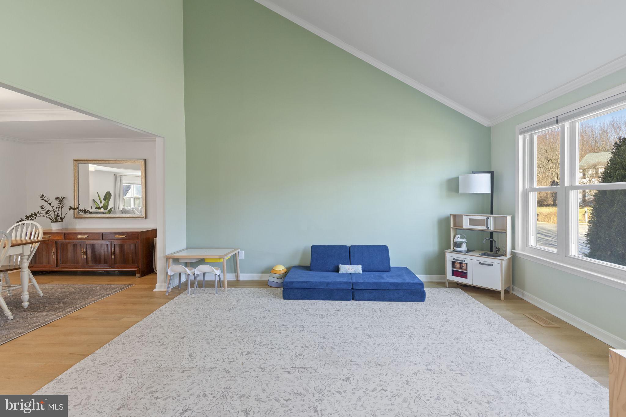 TUCHAHOE FARMS - Residential