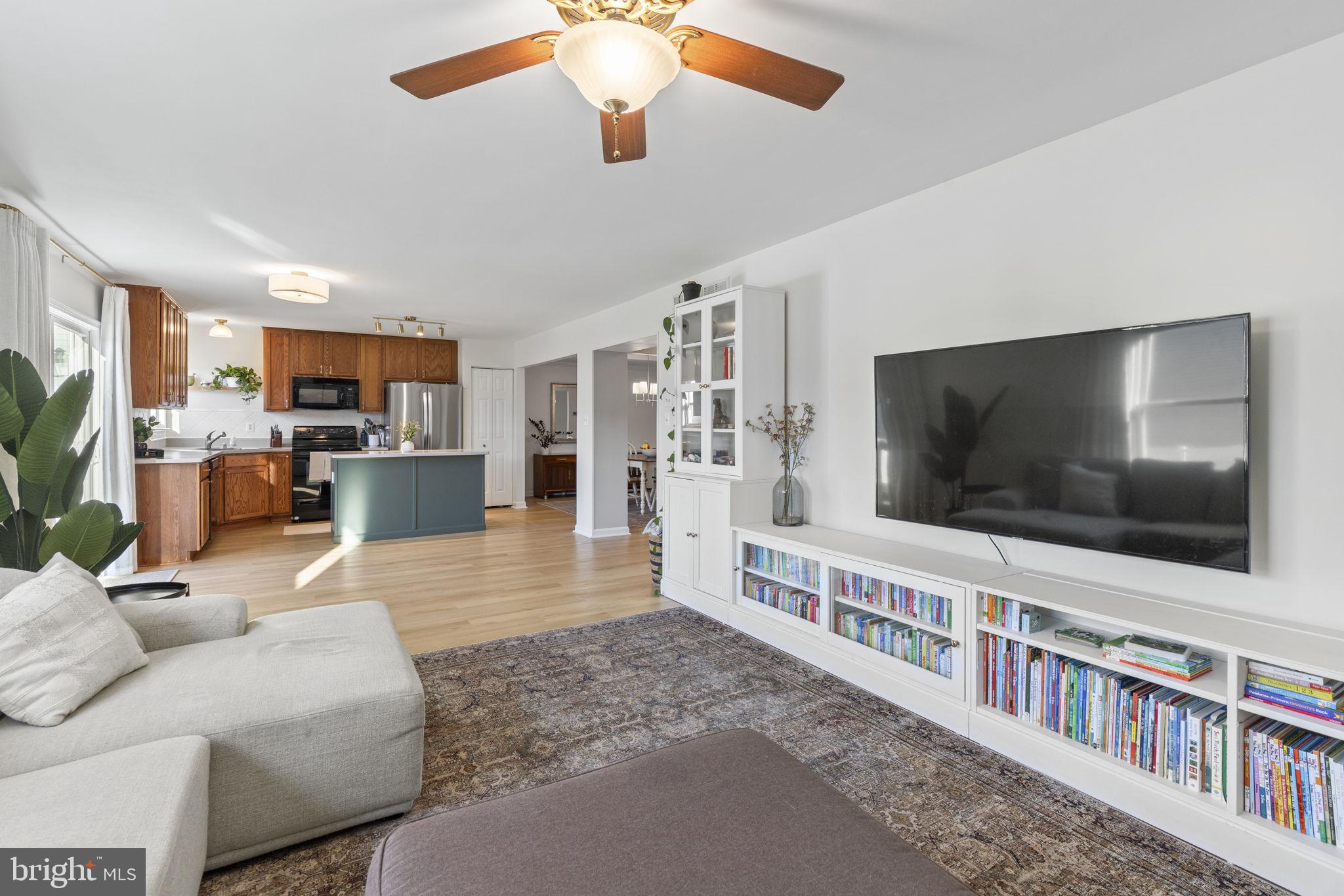 TUCHAHOE FARMS - Residential