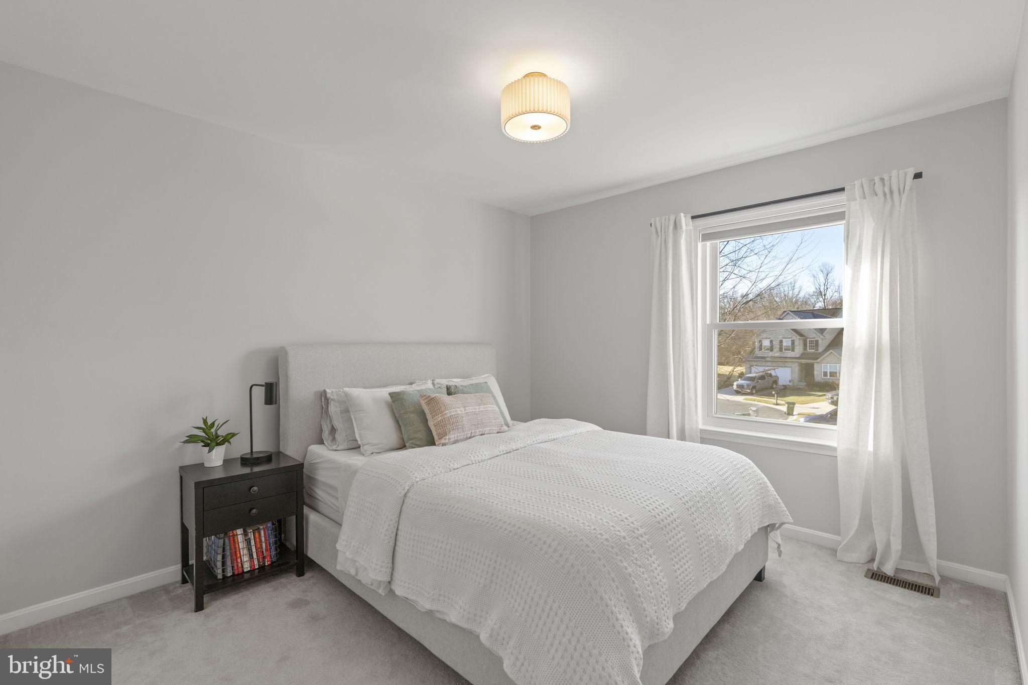 TUCHAHOE FARMS - Residential