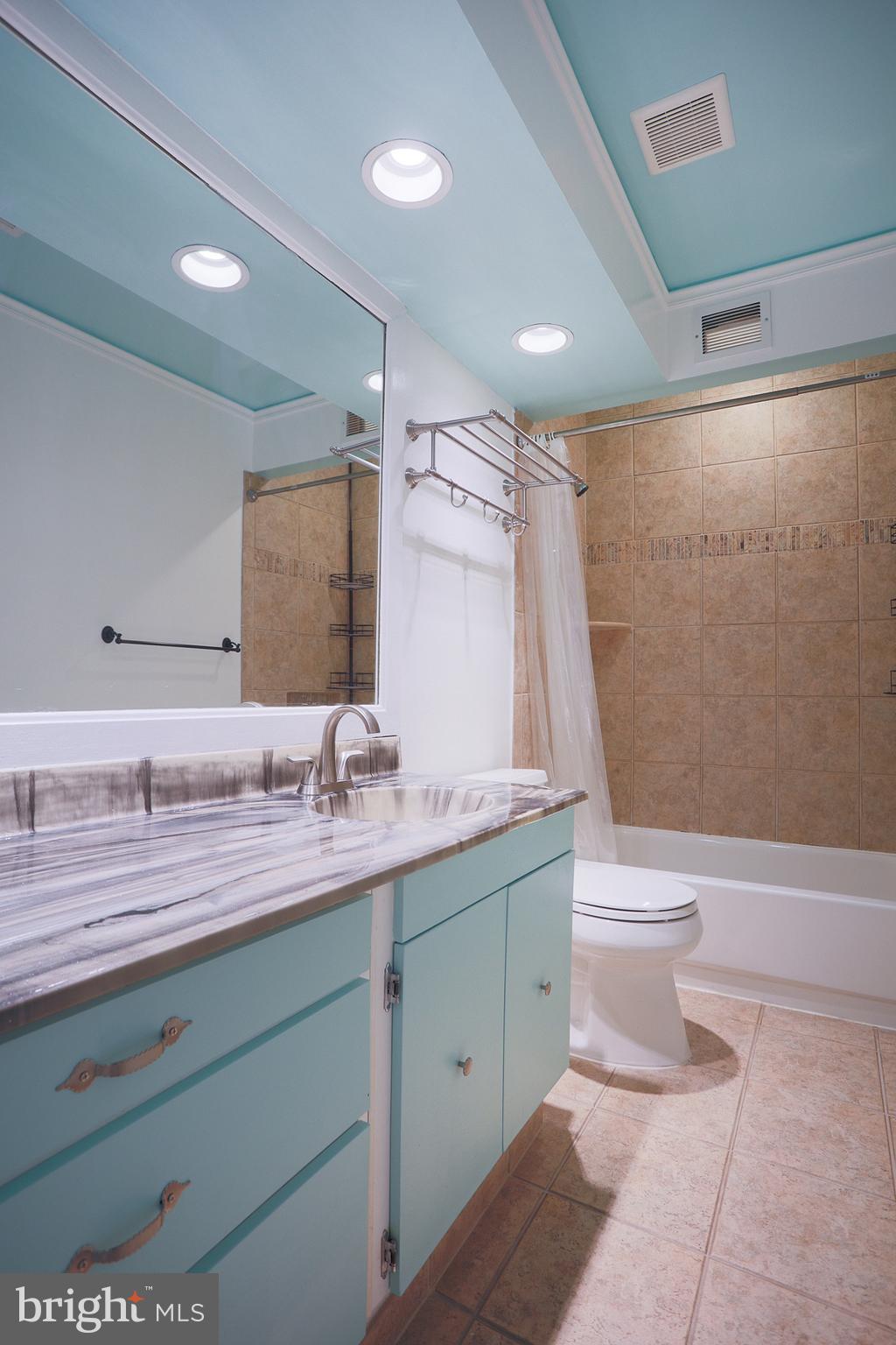 THE POINTS - Residential