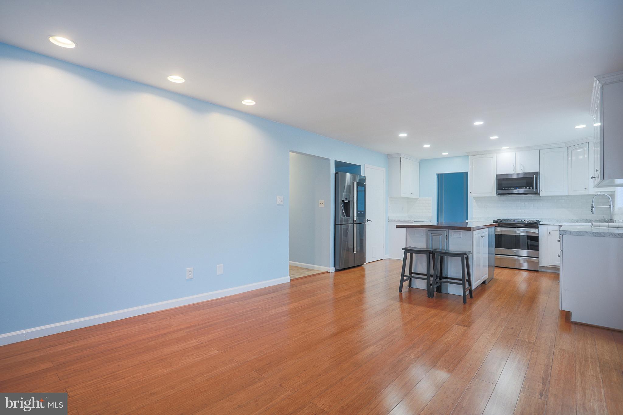 THE POINTS - Residential