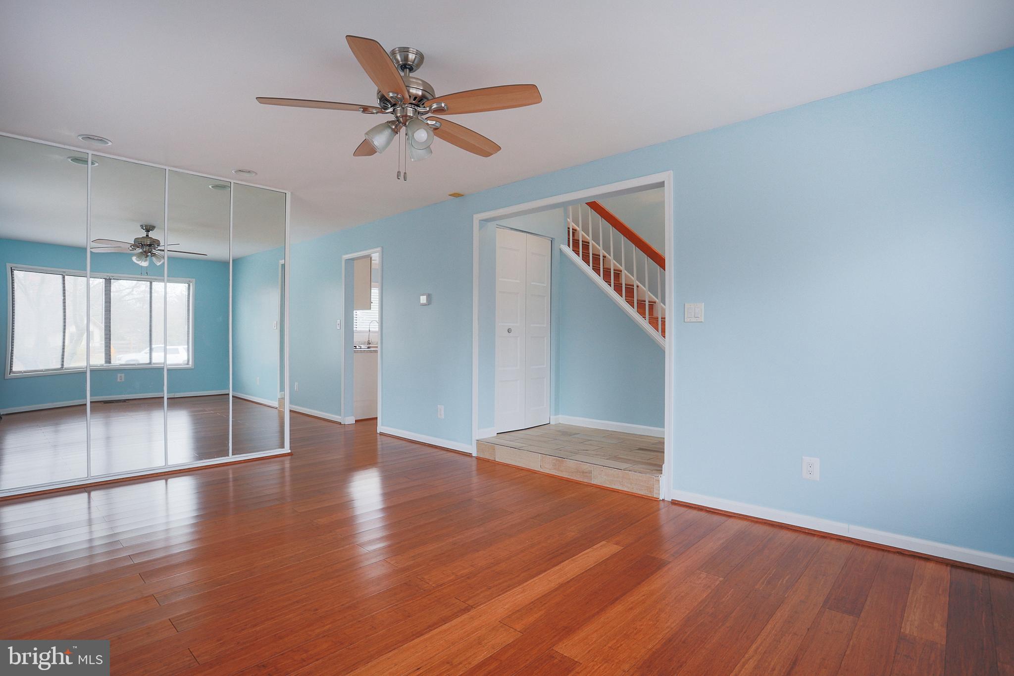 THE POINTS - Residential