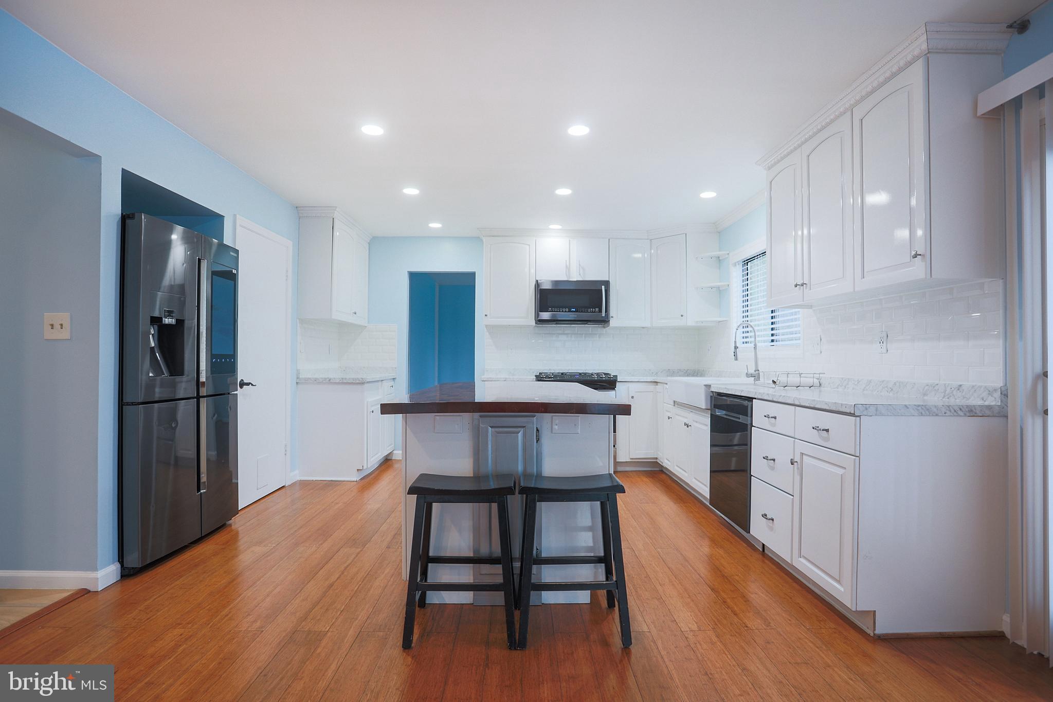 THE POINTS - Residential