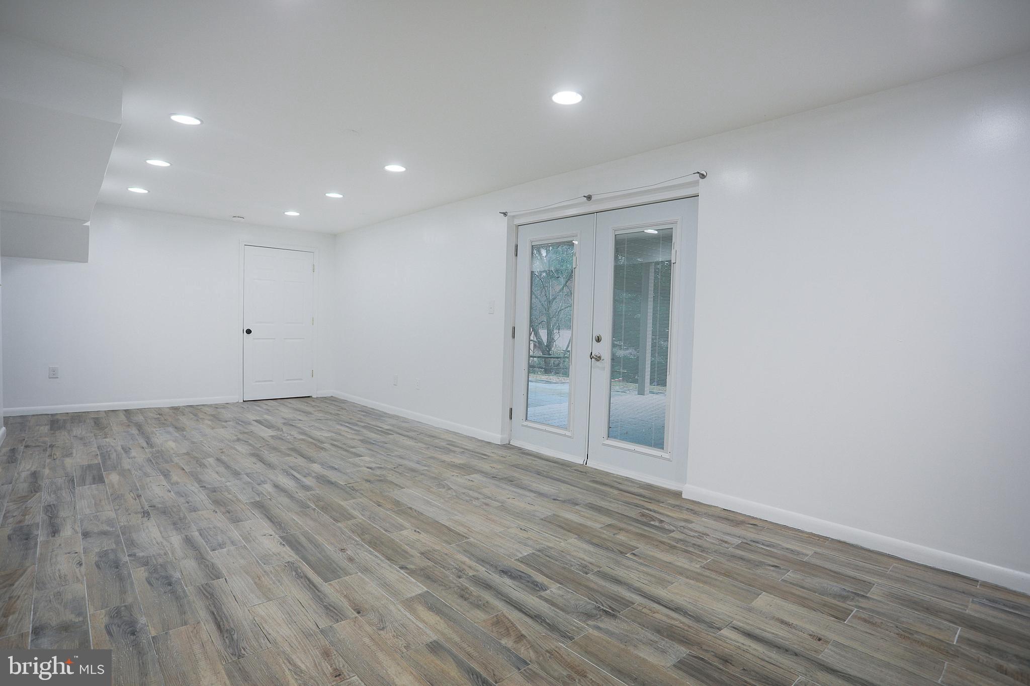 THE POINTS - Residential