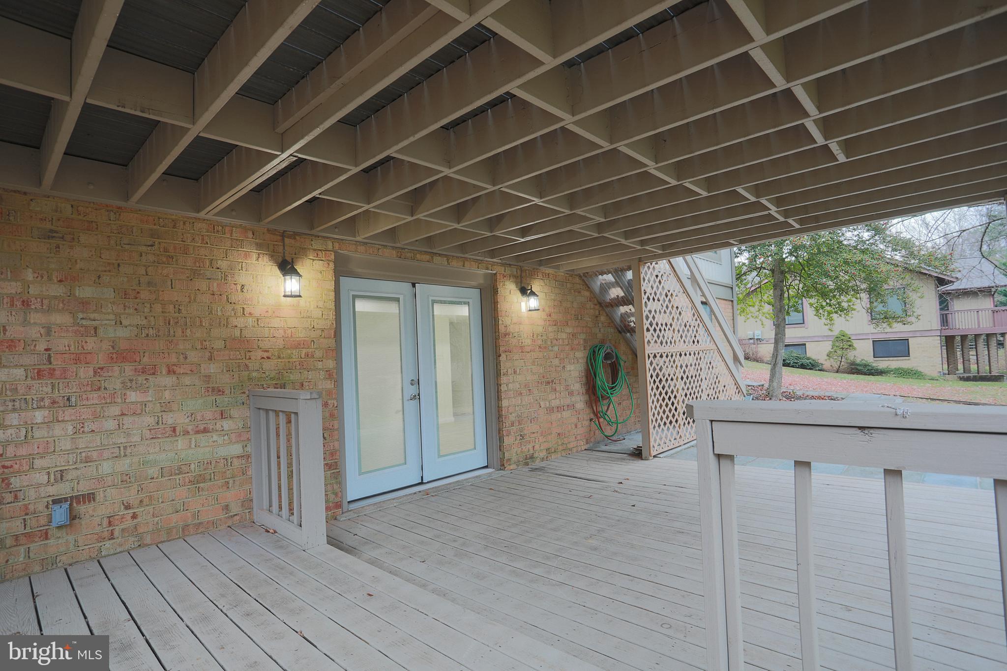 THE POINTS - Residential