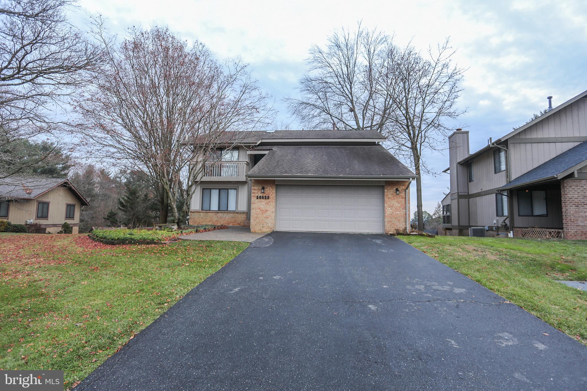 THE POINTS - Residential