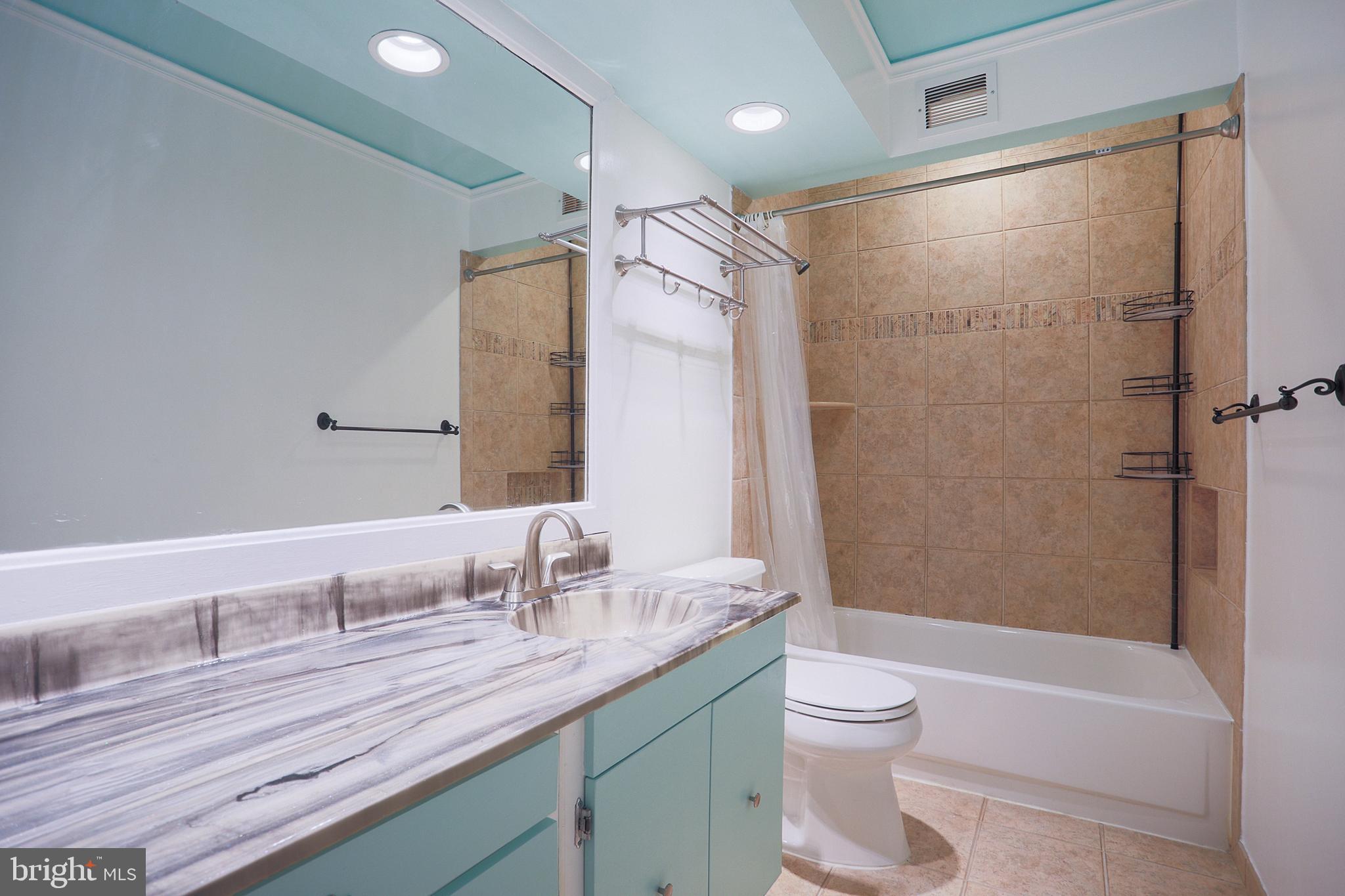 THE POINTS - Residential