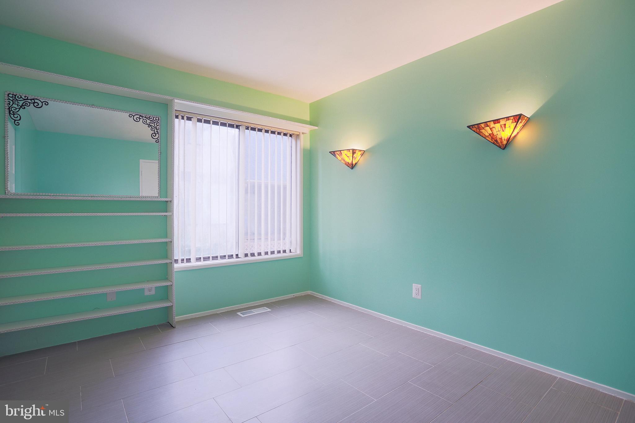 THE POINTS - Residential