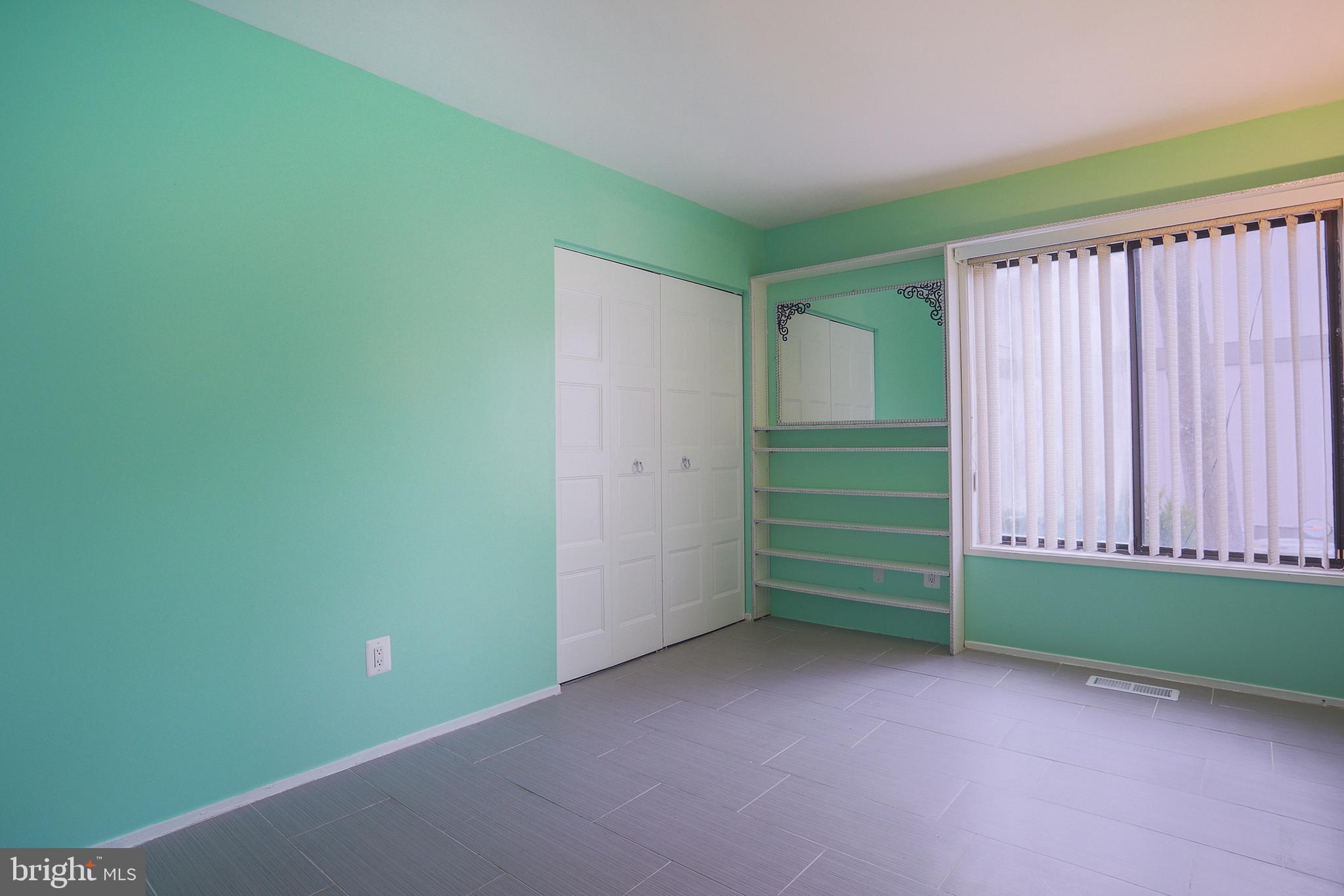 THE POINTS - Residential