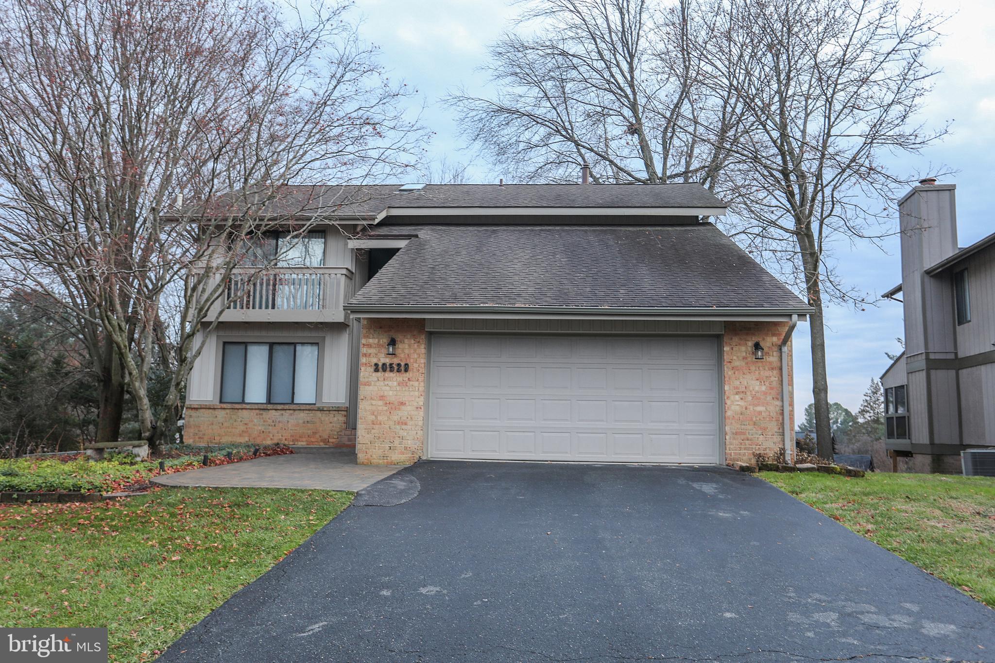 THE POINTS - Residential