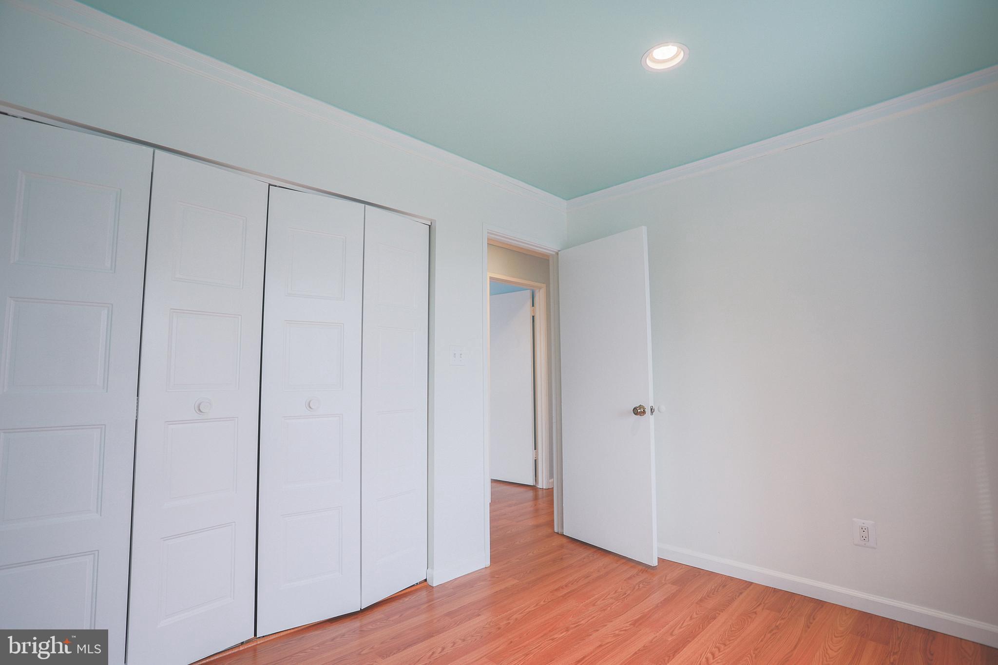 THE POINTS - Residential