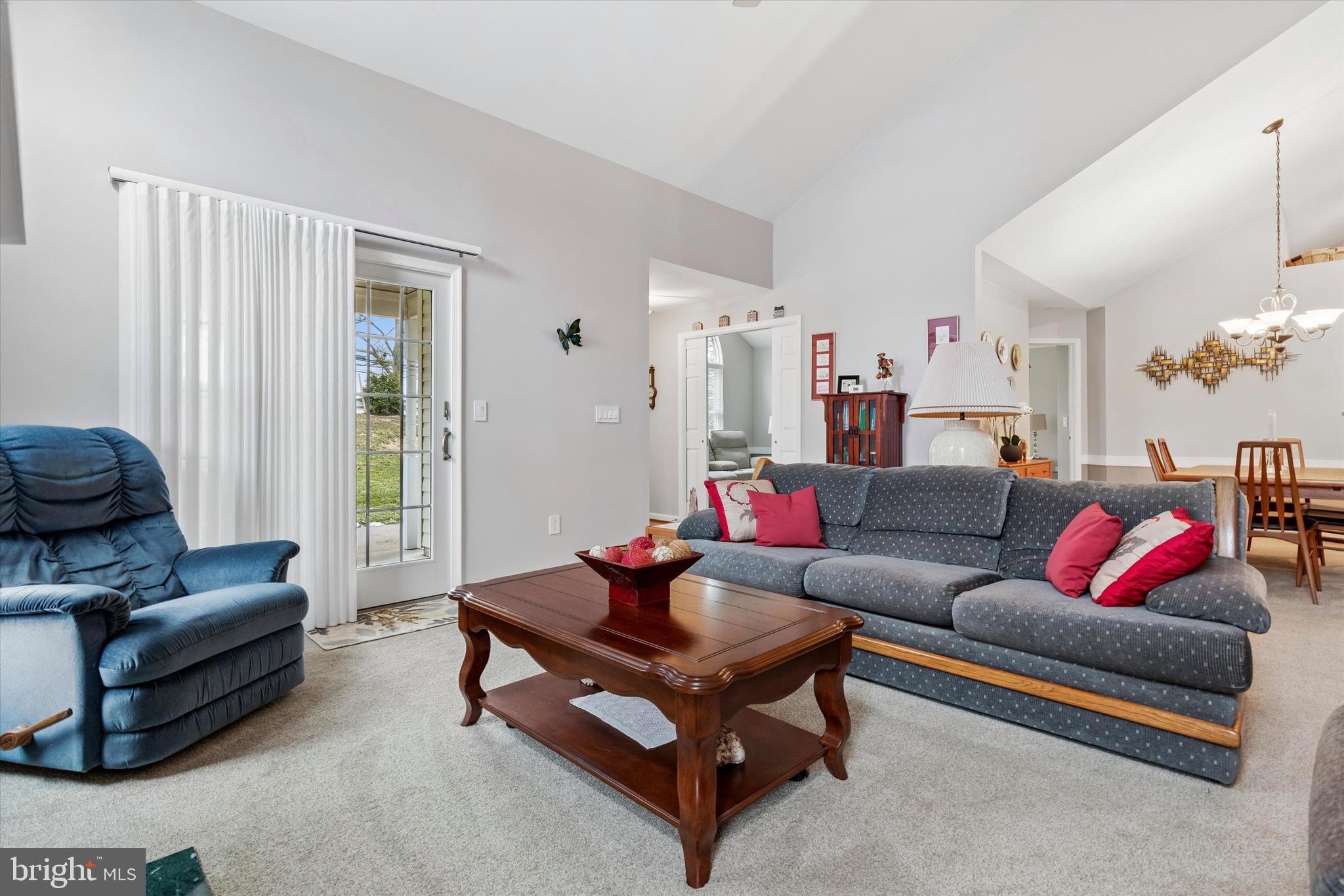 LIONSGATE - Residential