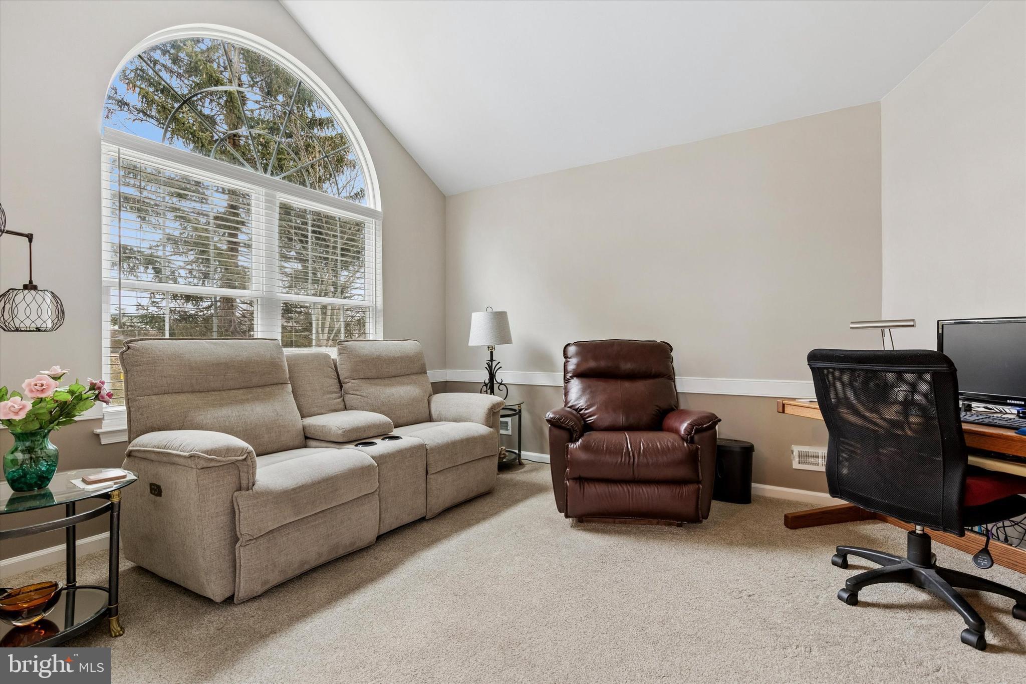 171 MAIDENHEAD COURT