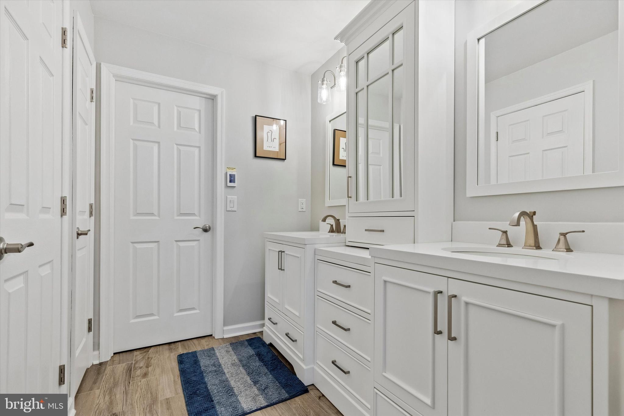 LIONSGATE - Residential