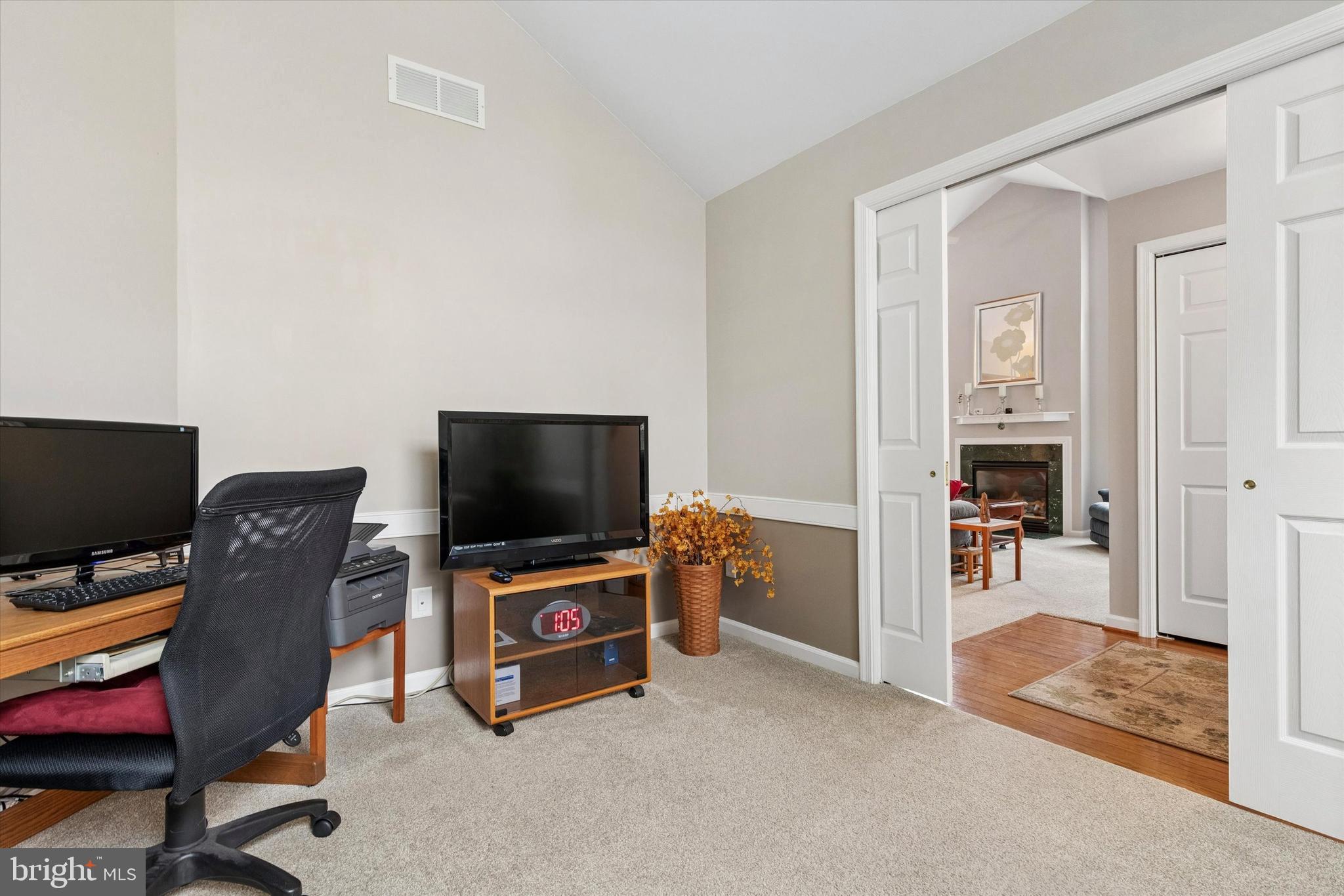 LIONSGATE - Residential