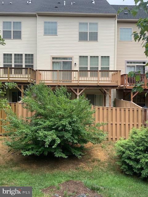 856 NANCY LYNN LANE