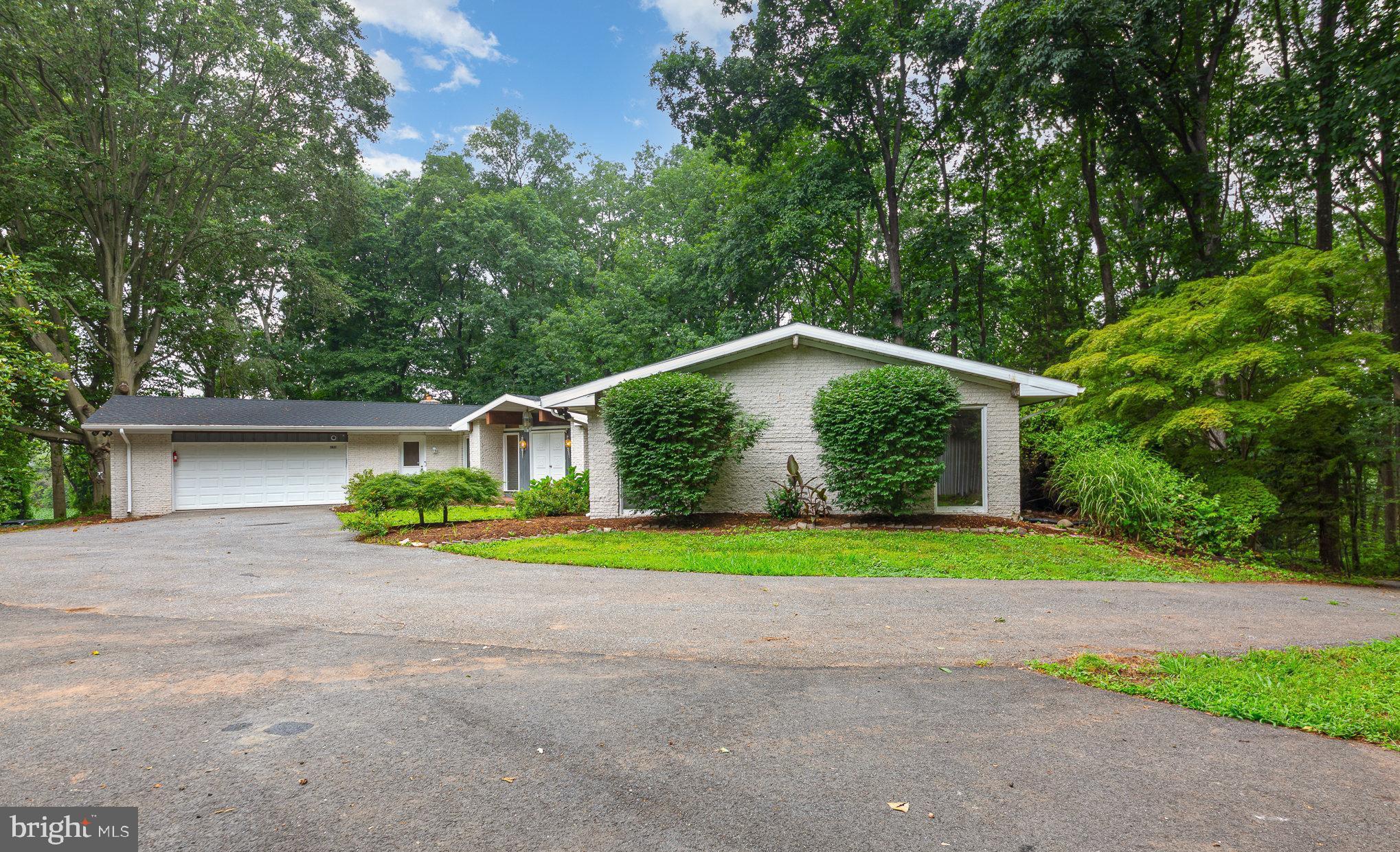 2837 CONOWINGO ROAD