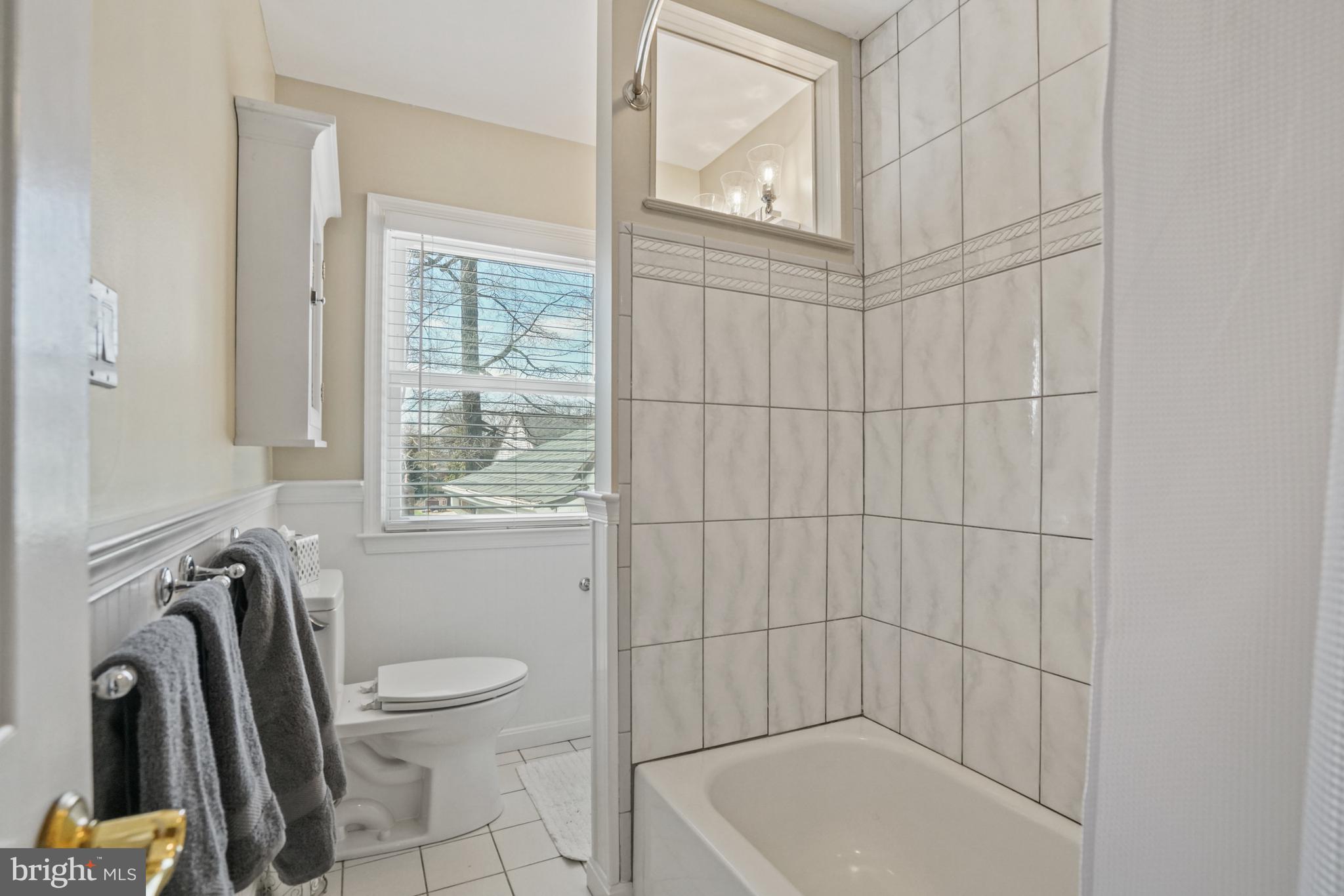 FALLS HILL - Residential