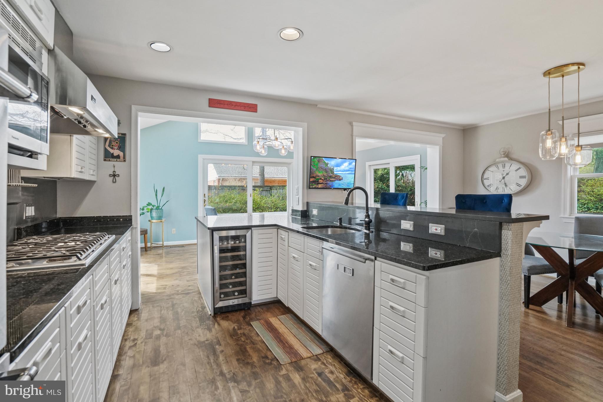 FALLS HILL - Residential