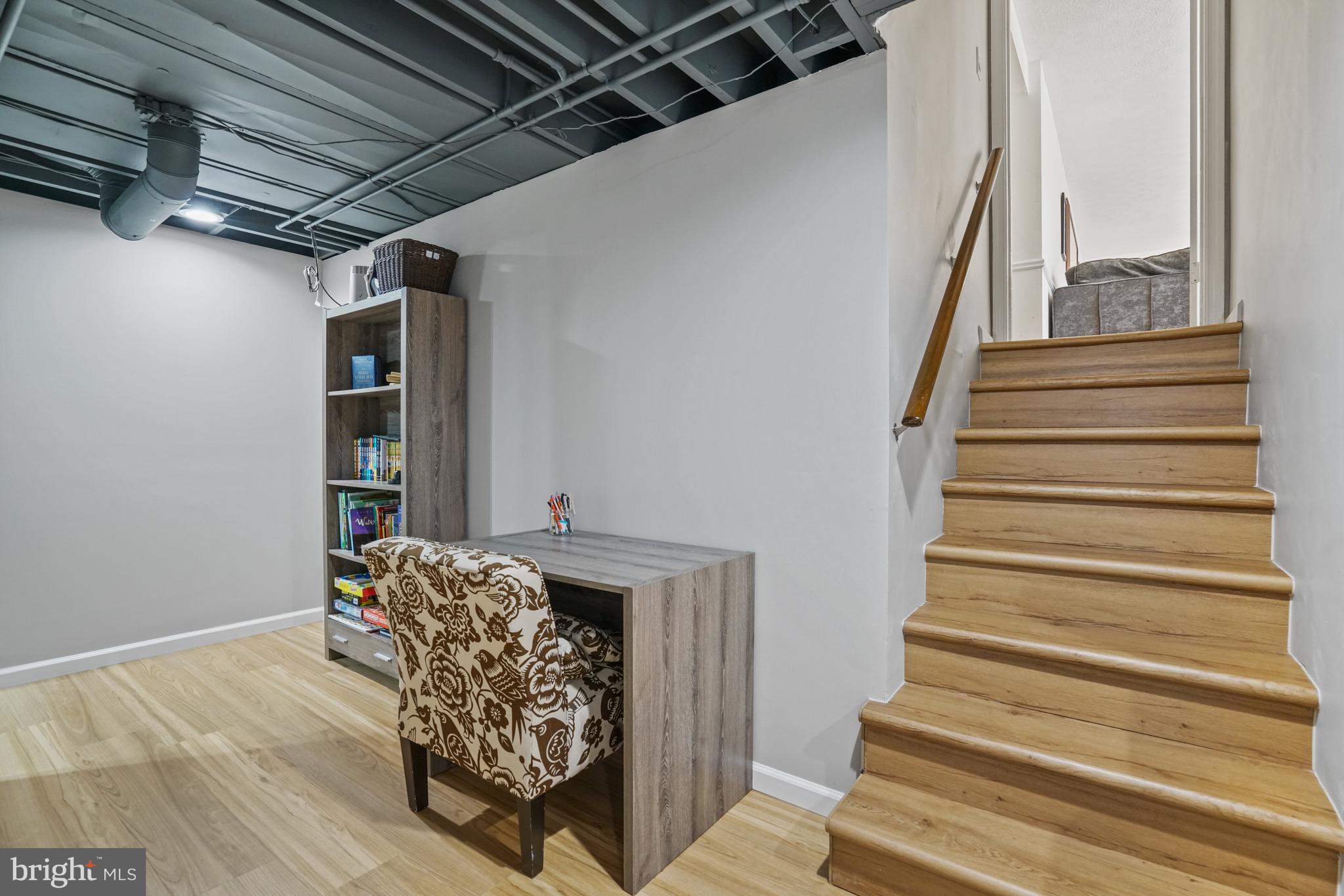 FALLS HILL - Residential