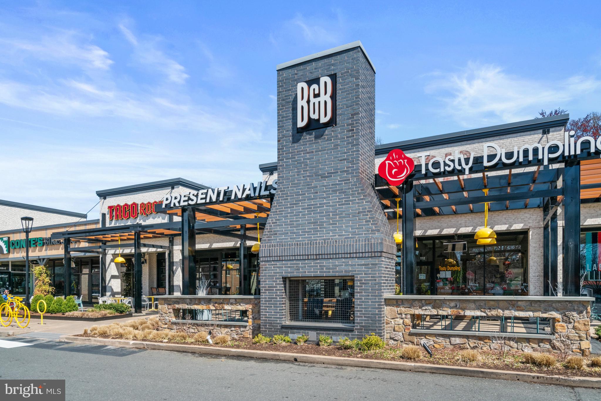 FALLS HILL - Residential