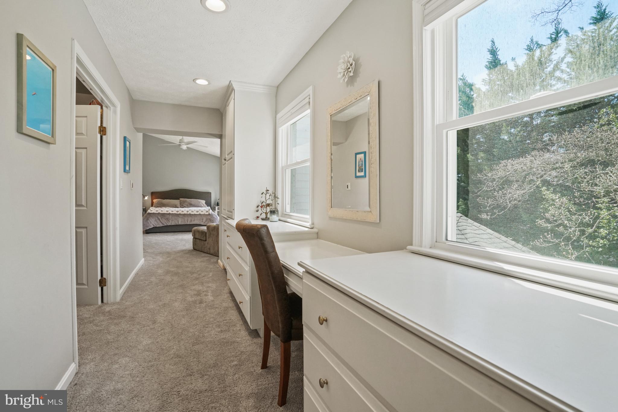 FALLS HILL - Residential