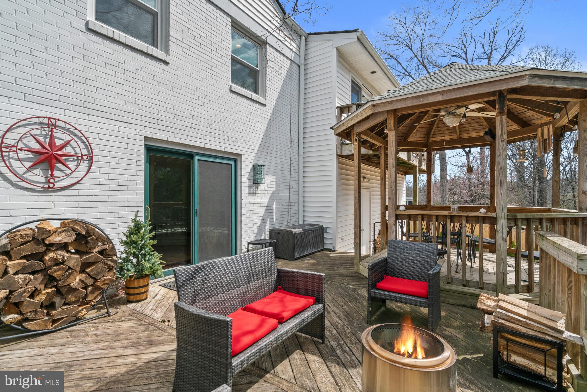 FALLS HILL - Residential