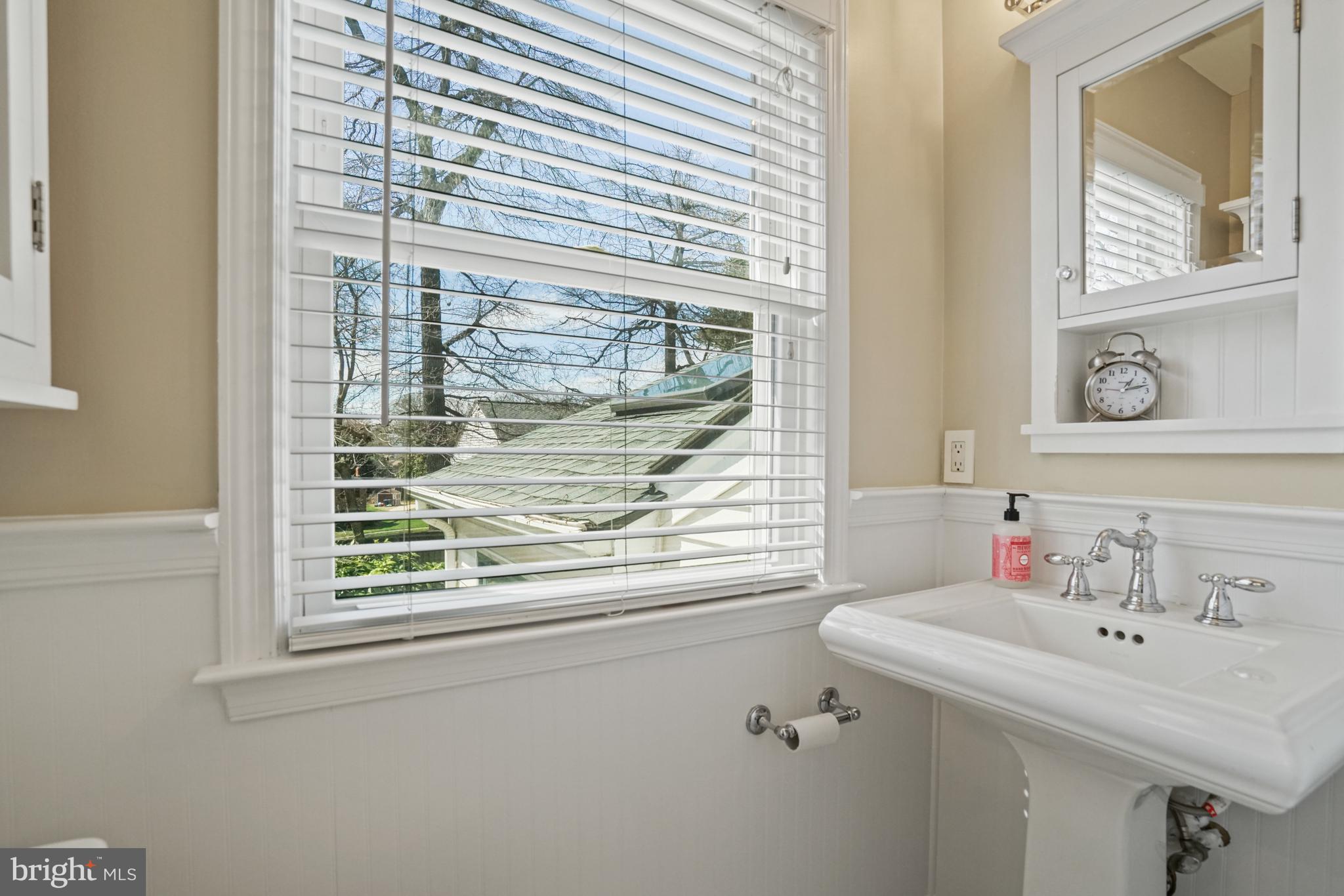 FALLS HILL - Residential