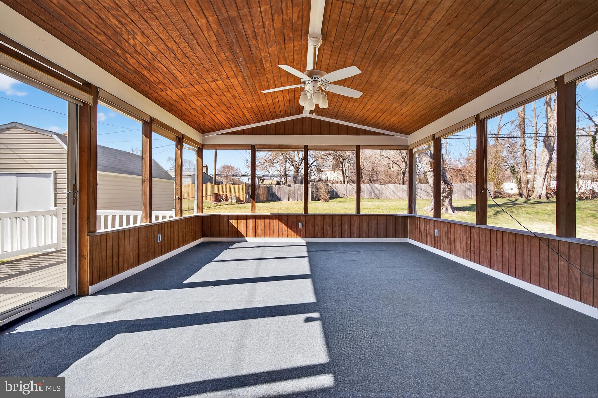 RIPPLING RIDGE - Residential