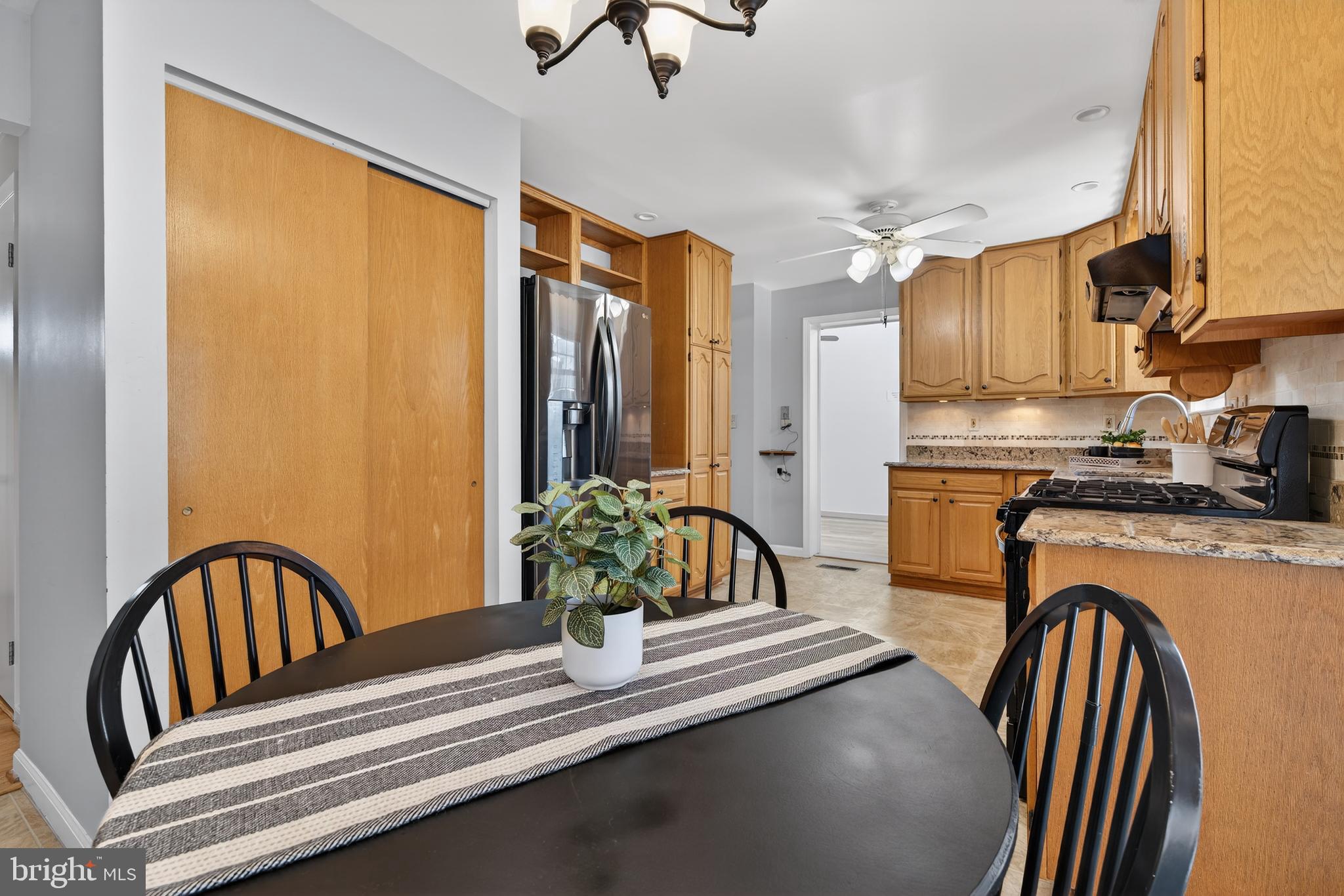 RIPPLING RIDGE - Residential