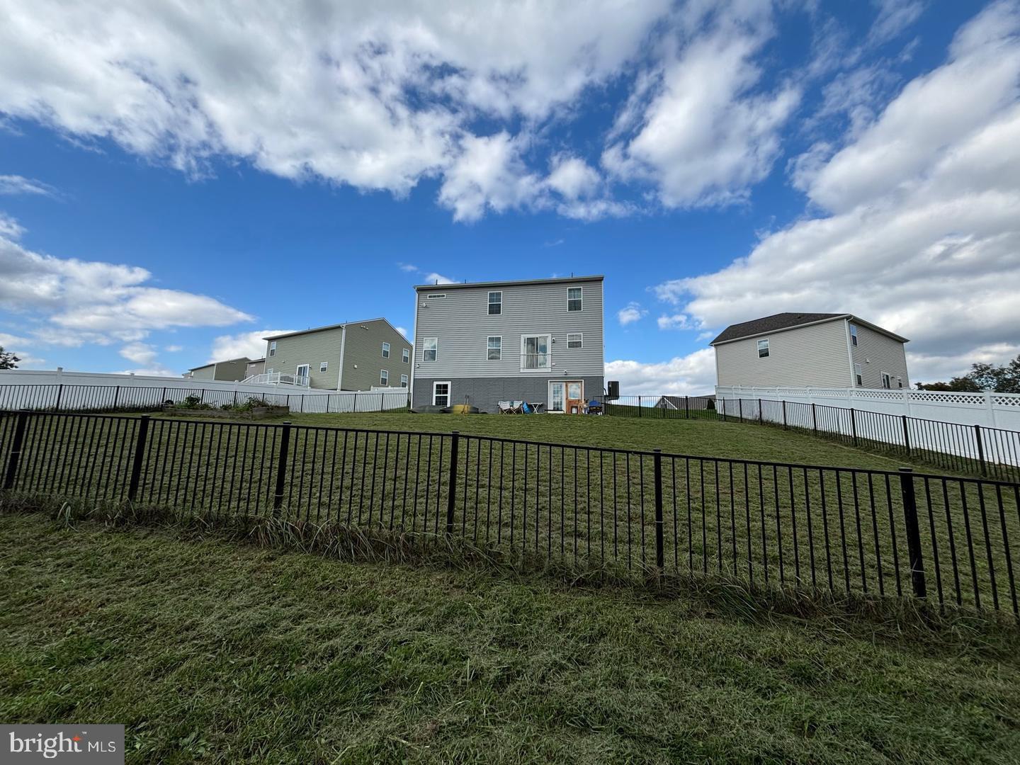 MORNING DOVE ESTATES - Residential