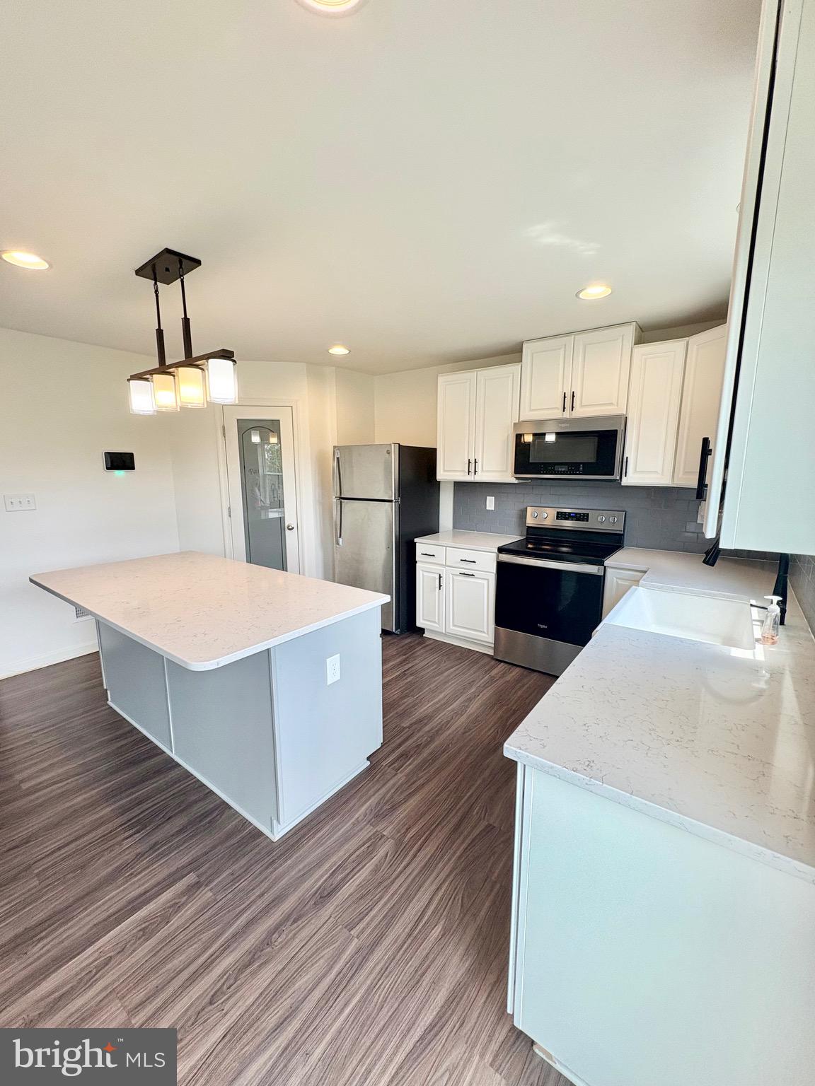 MORNING DOVE ESTATES - Residential