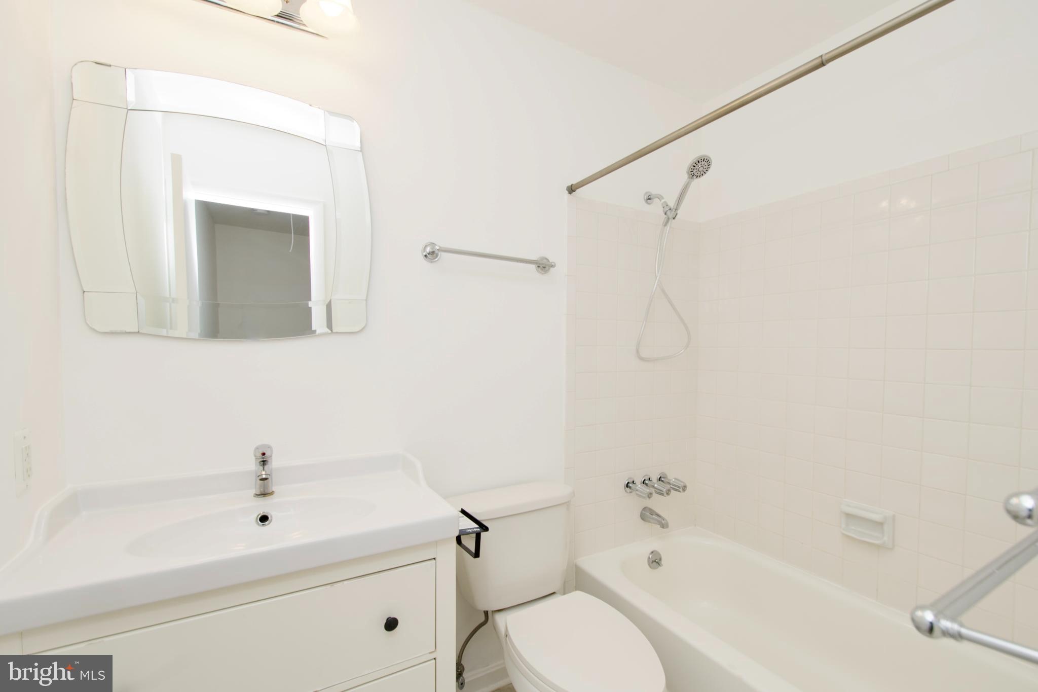 CROFTON MEWS - Residential