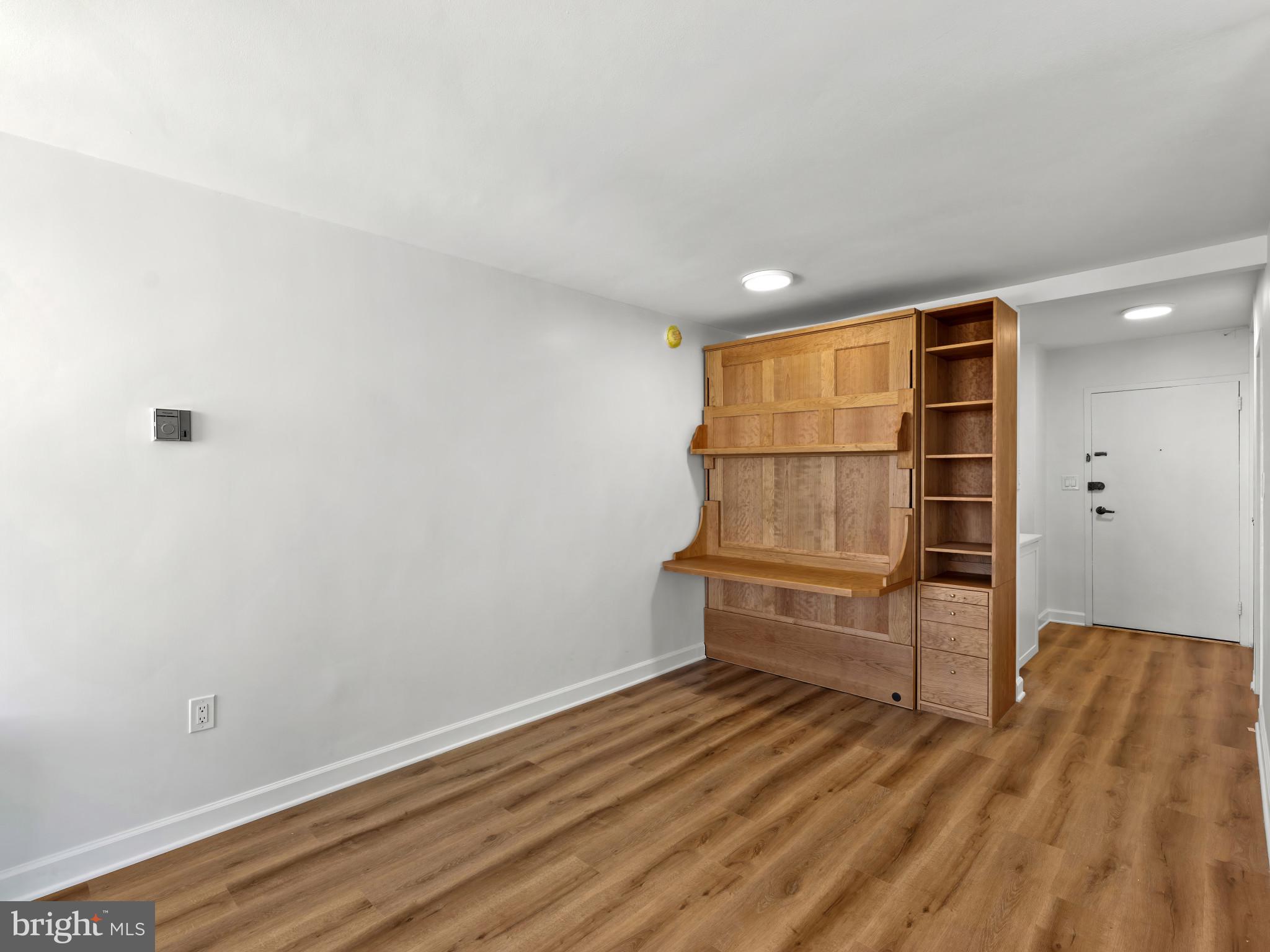 FOGGY BOTTOM - Residential