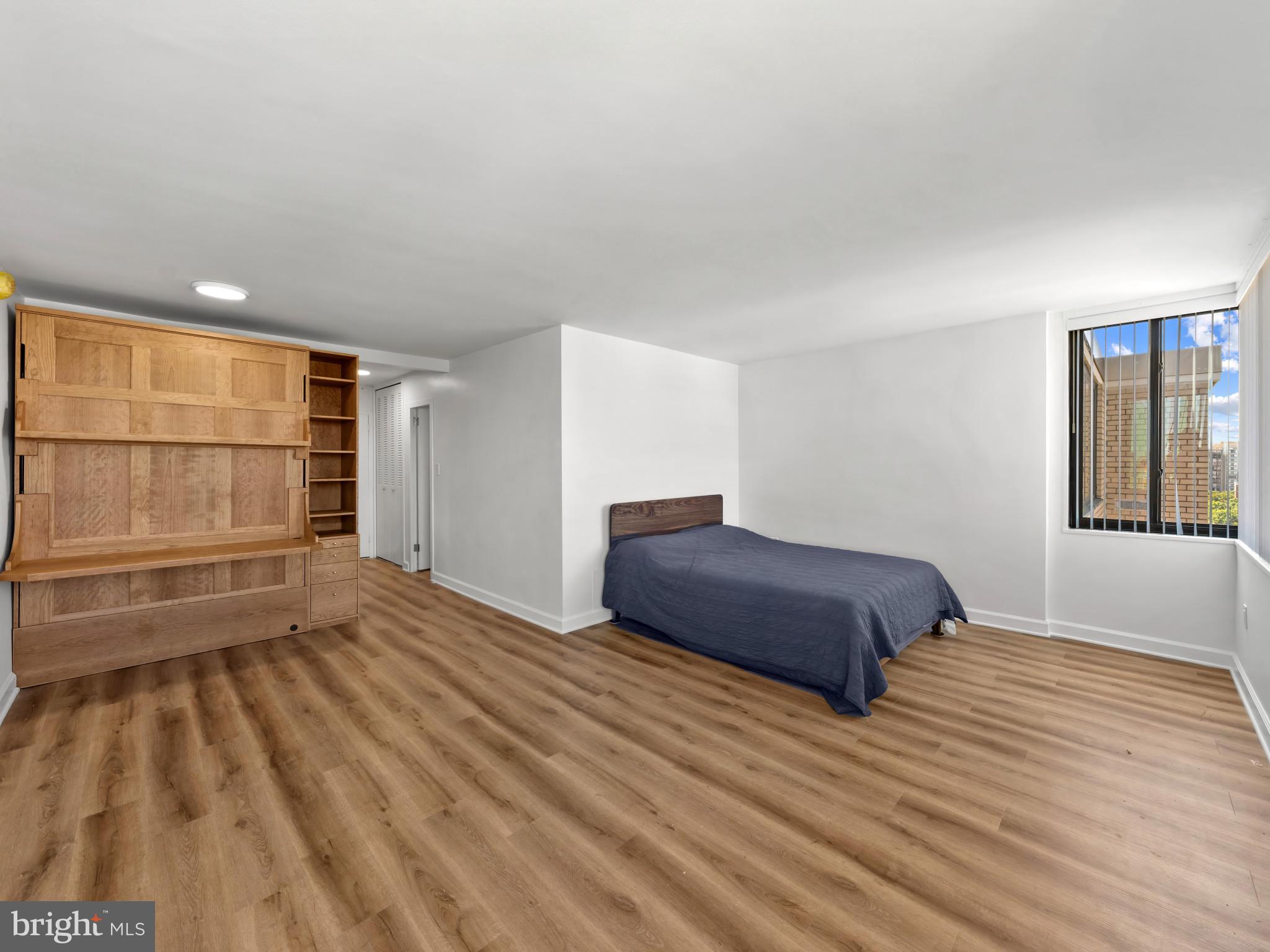 FOGGY BOTTOM - Residential