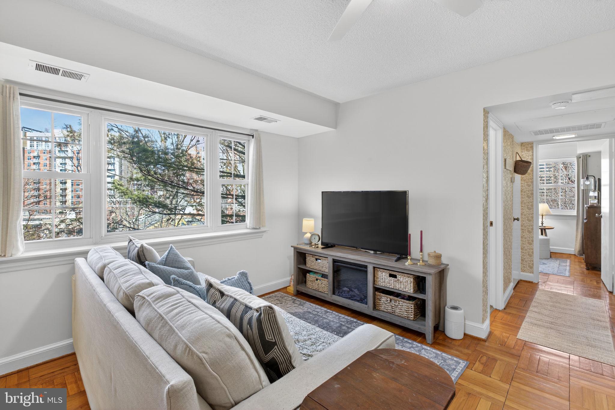 WESTMORELAND TERRACE - Residential