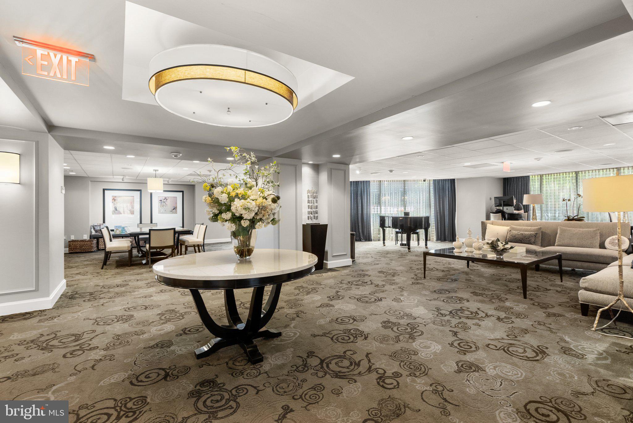 THE ELIZABETH - Residential