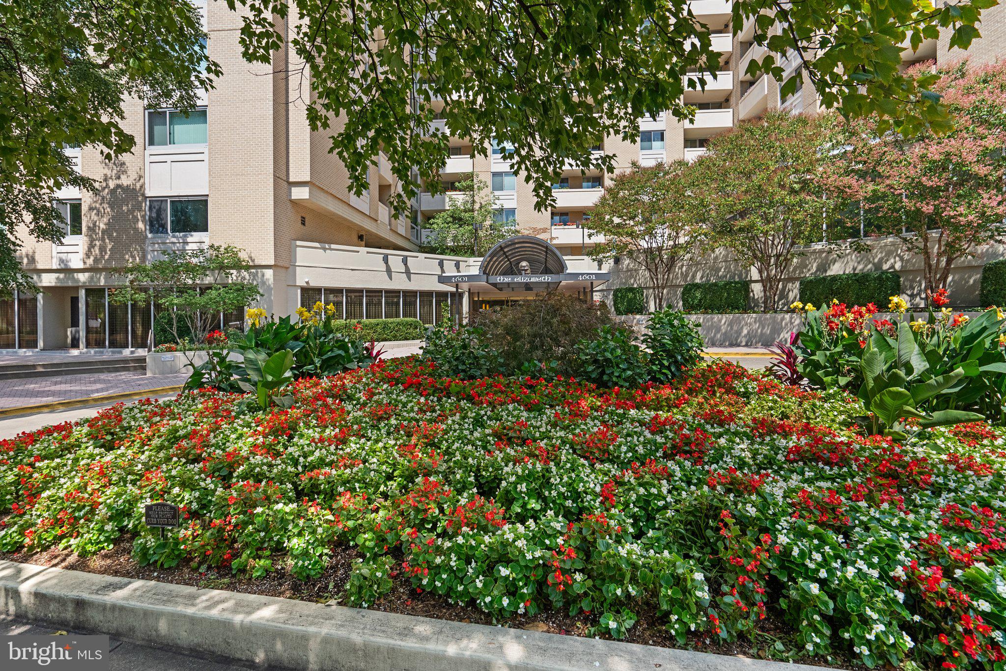 THE ELIZABETH - Residential