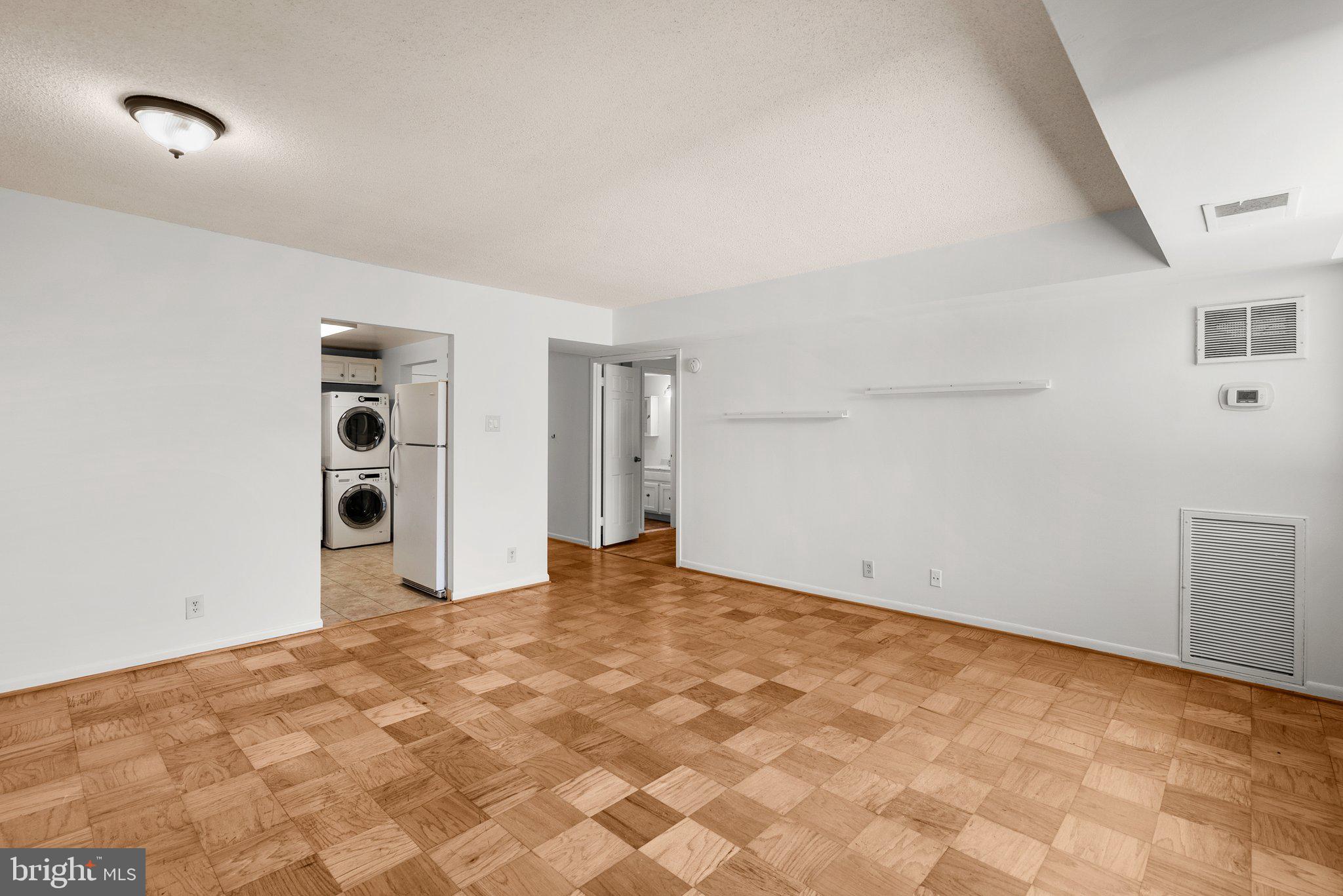 THE ELIZABETH - Residential