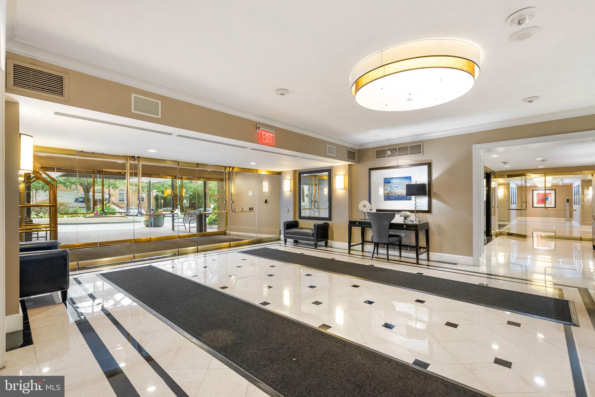 THE ELIZABETH - Residential