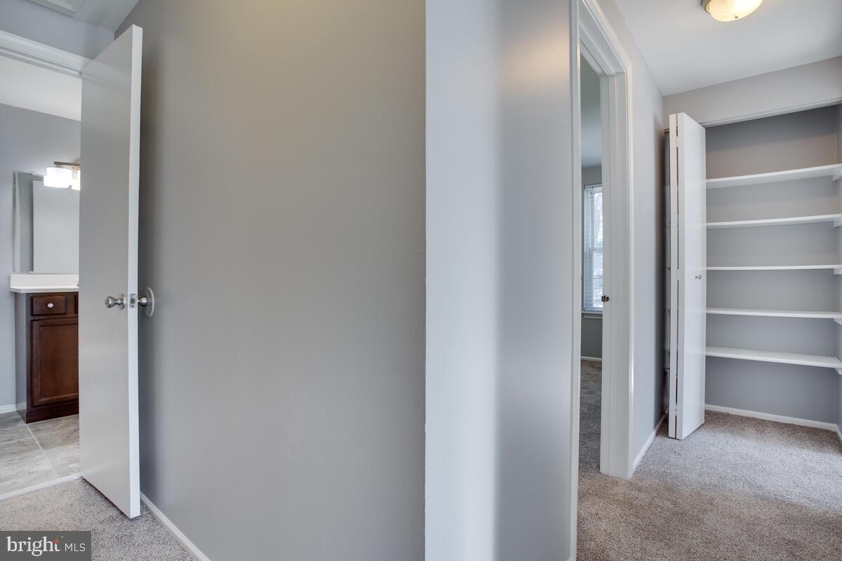 ST CHARLES SUB - HUNTINGTON - Residential Lease