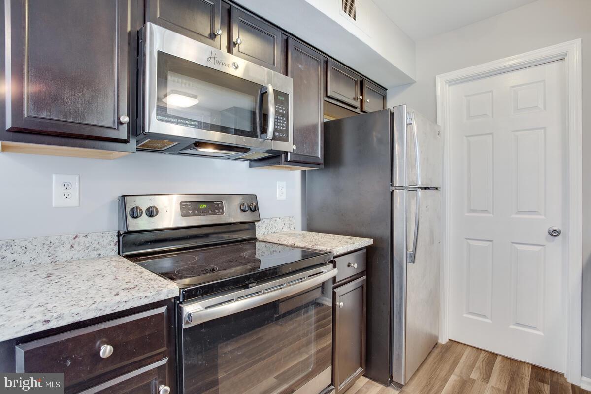 ST CHARLES SUB - HUNTINGTON - Residential Lease