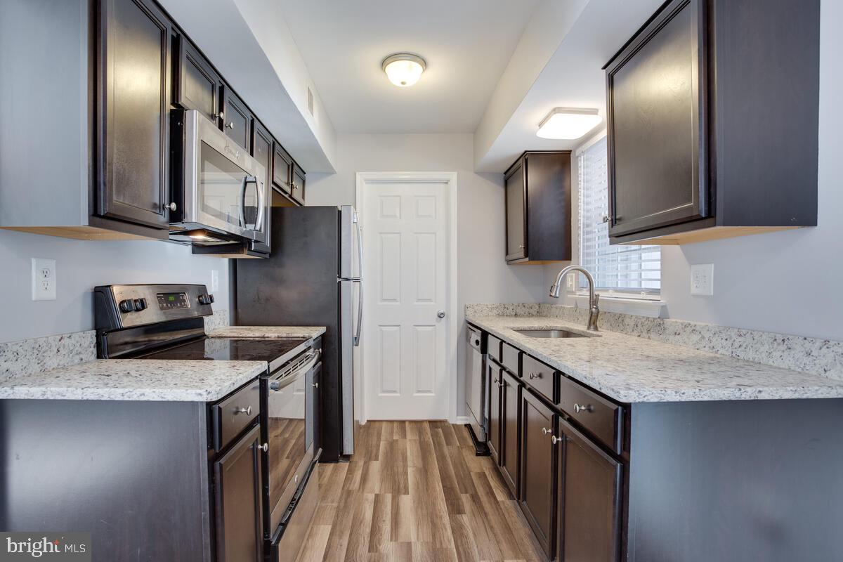 ST CHARLES SUB - HUNTINGTON - Residential Lease